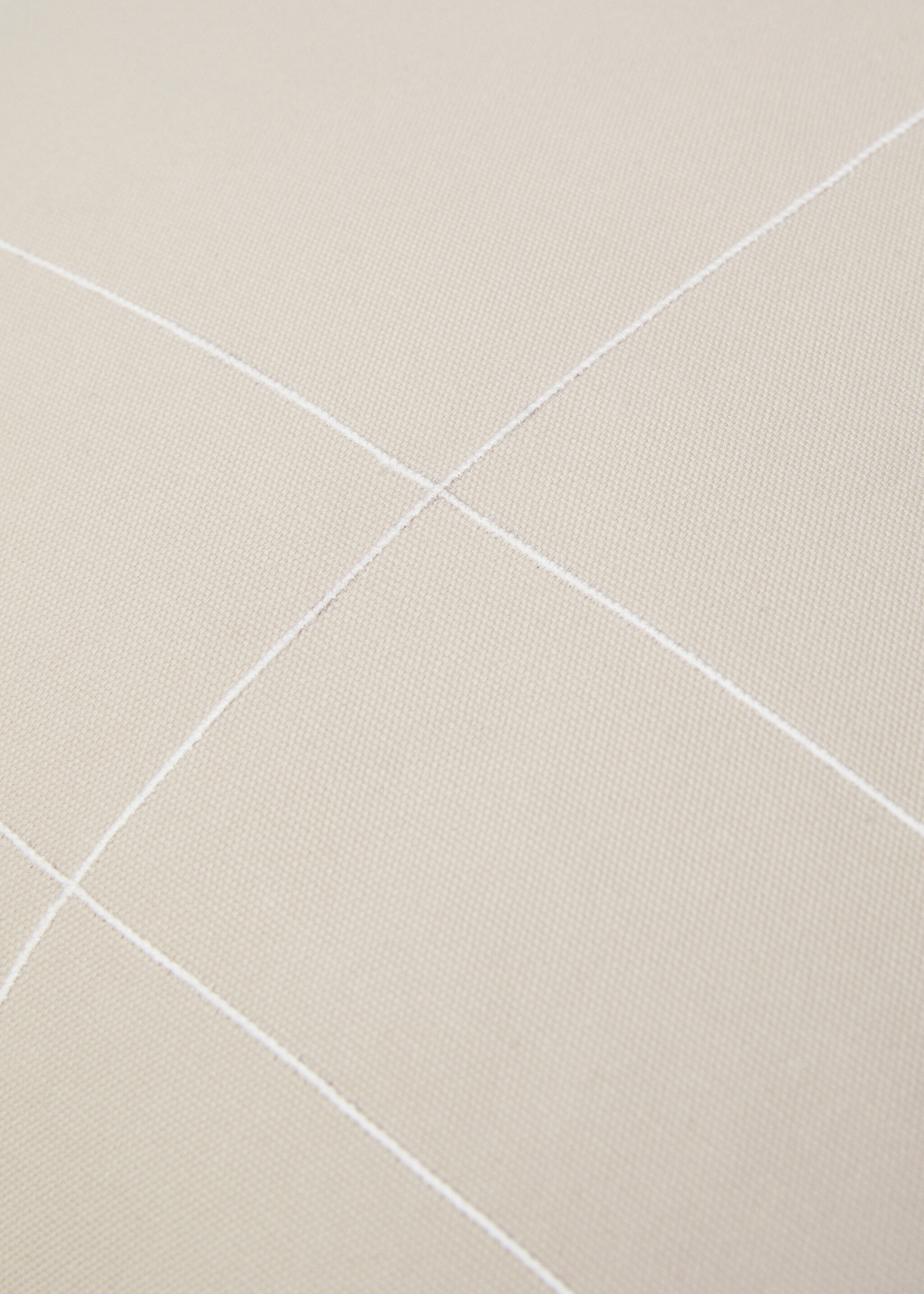 Funda de coixí cotó línies brodades 60x60cm - Detall de l'article 3, Beige. Ref: 67046008-00.