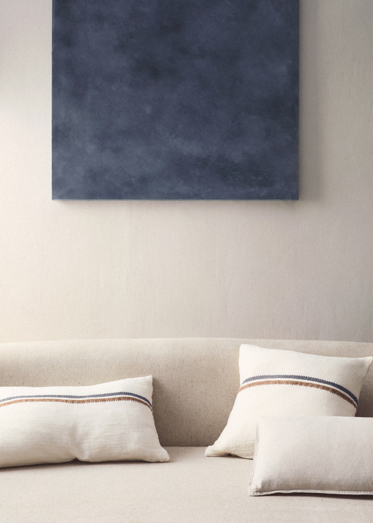 Linen cushion case with embroidered stripe 50x50cm - Details of the article 6