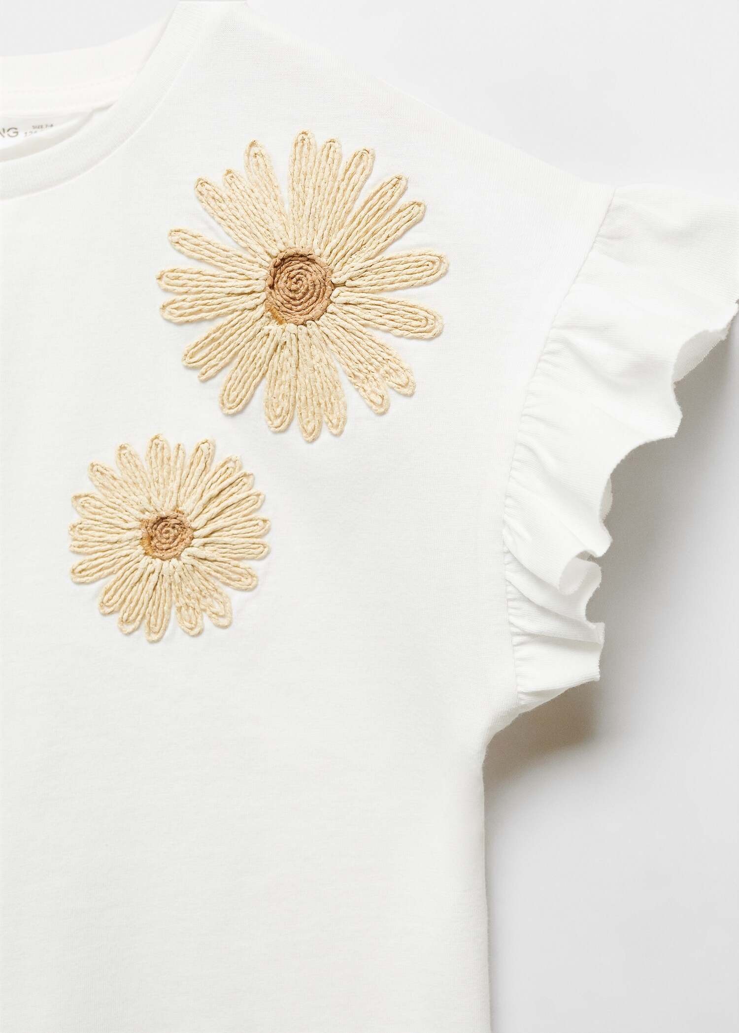 Embossed flowers t-shirt - Details of the article 8