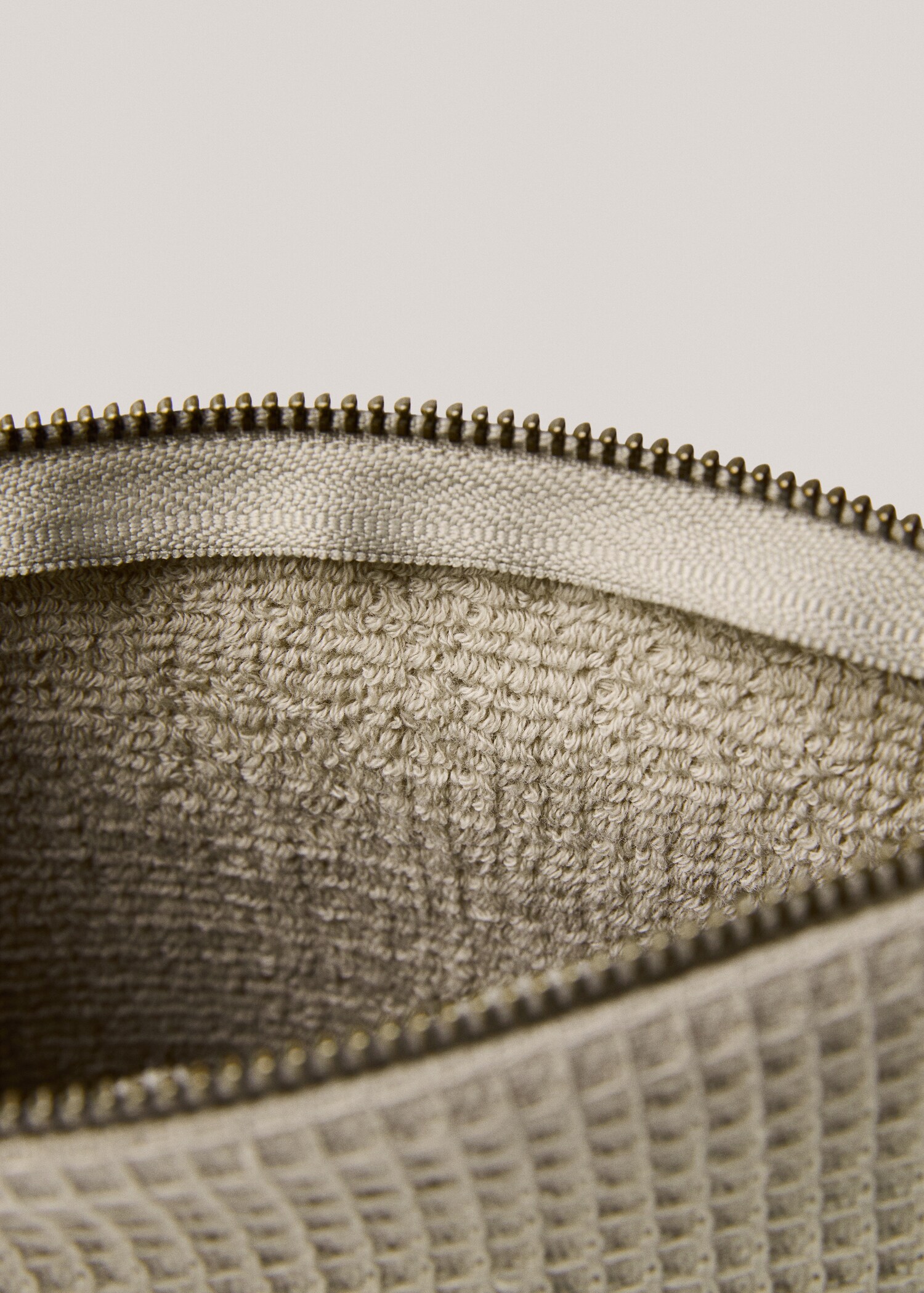 Cotton waffle make-up bag - Details of the article 2