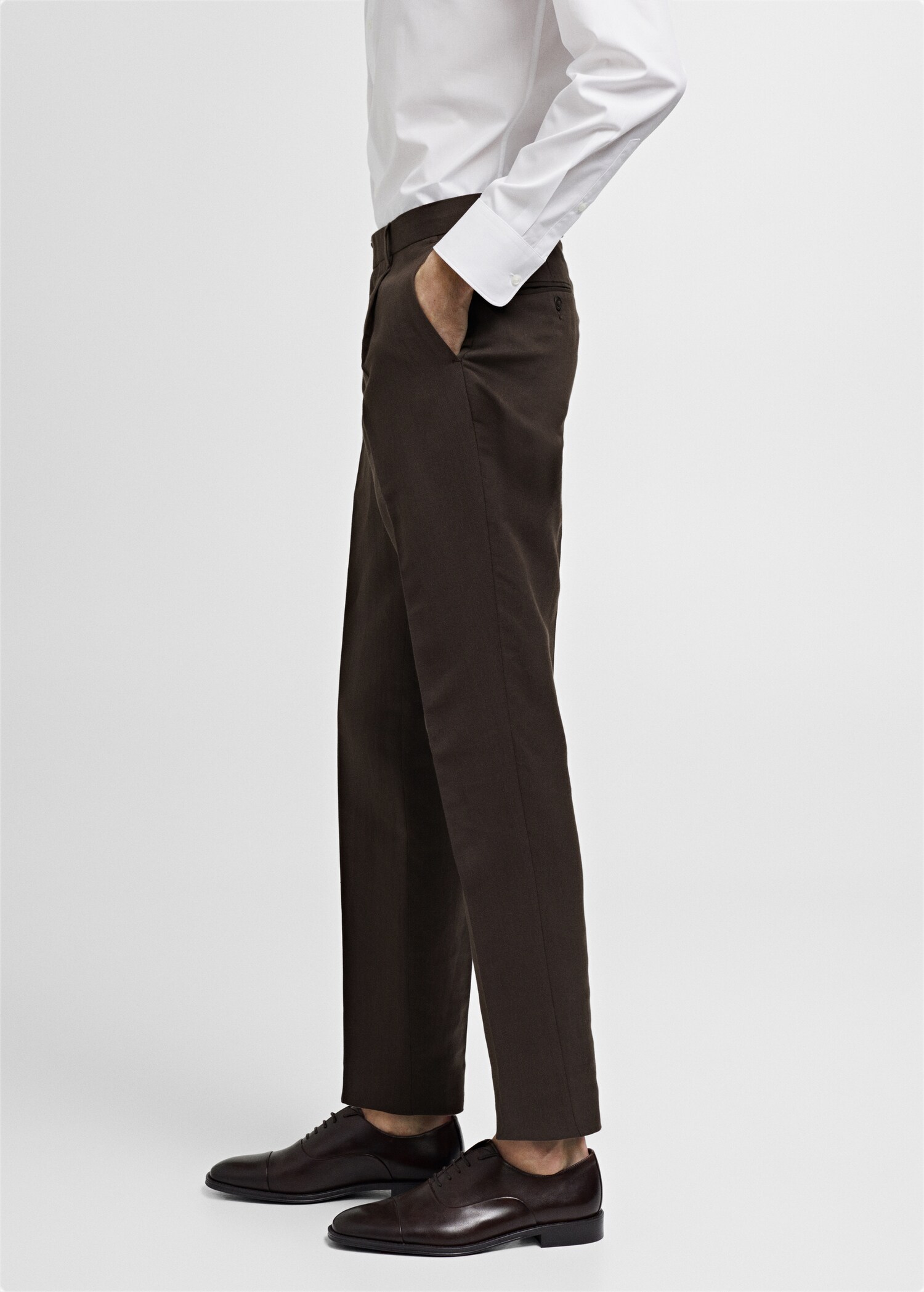 Slim-fit cotton and linen suit trousers - Details of the article 2