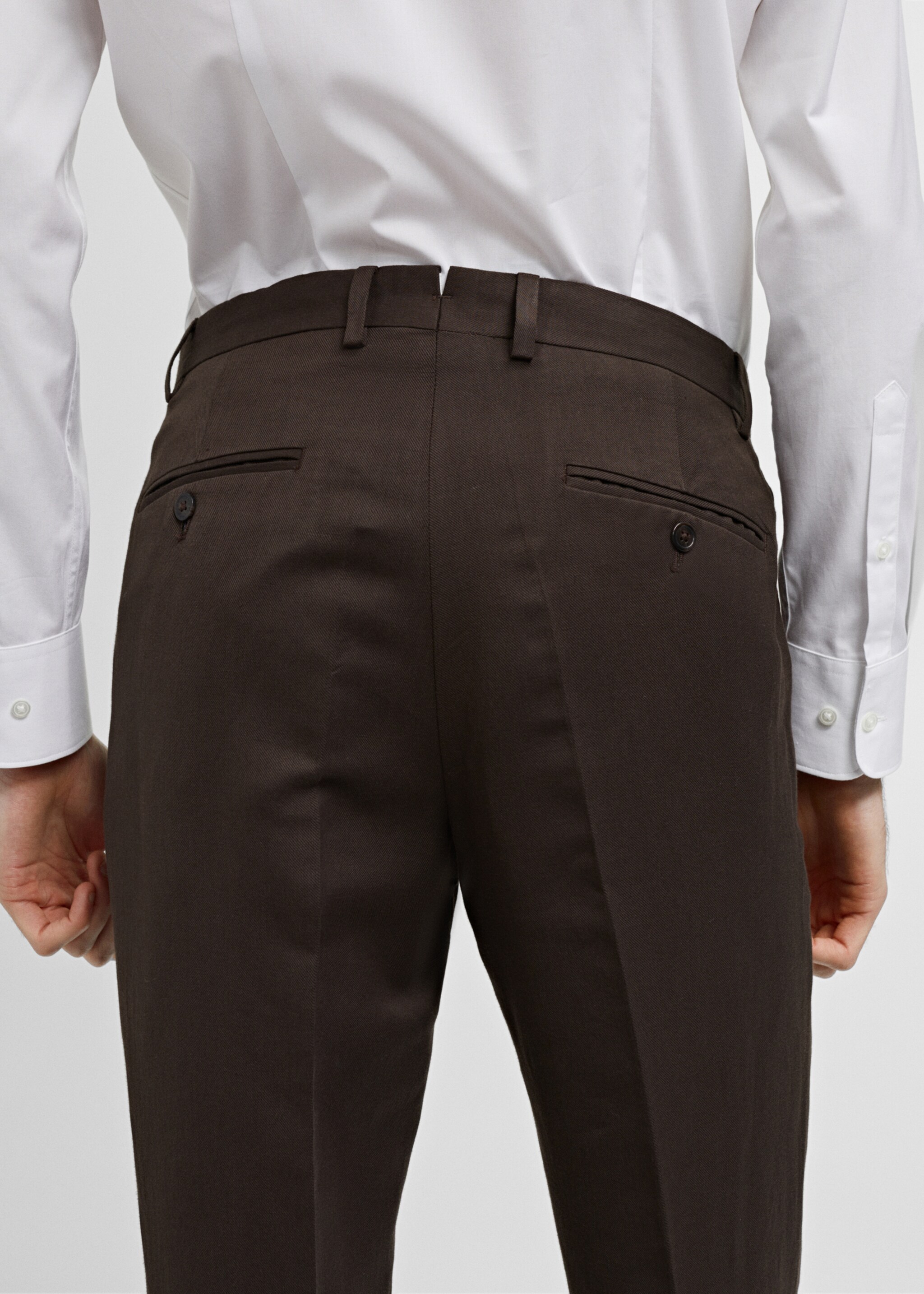 Spodnie garniturowe slim fit z mieszanki bawełny i lnu - Szczegóły artykułu 4