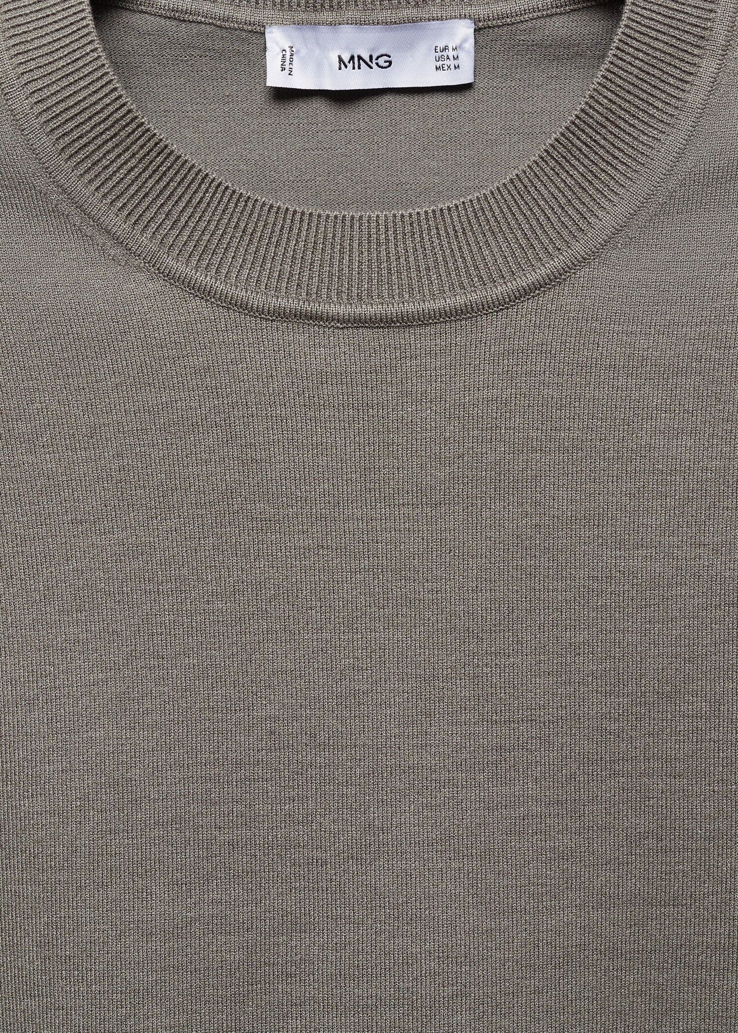 T-shirt en maille fine - Détail de l'article 8