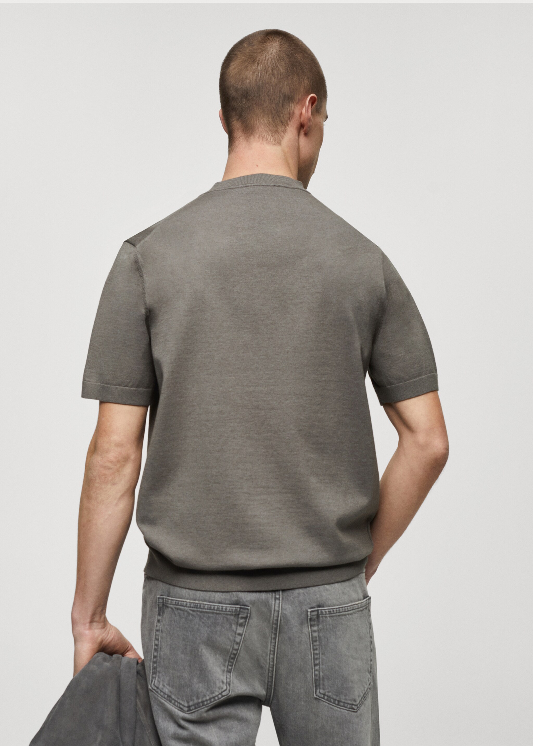 Fijngebreid T-shirt - Achterkant van het artikel