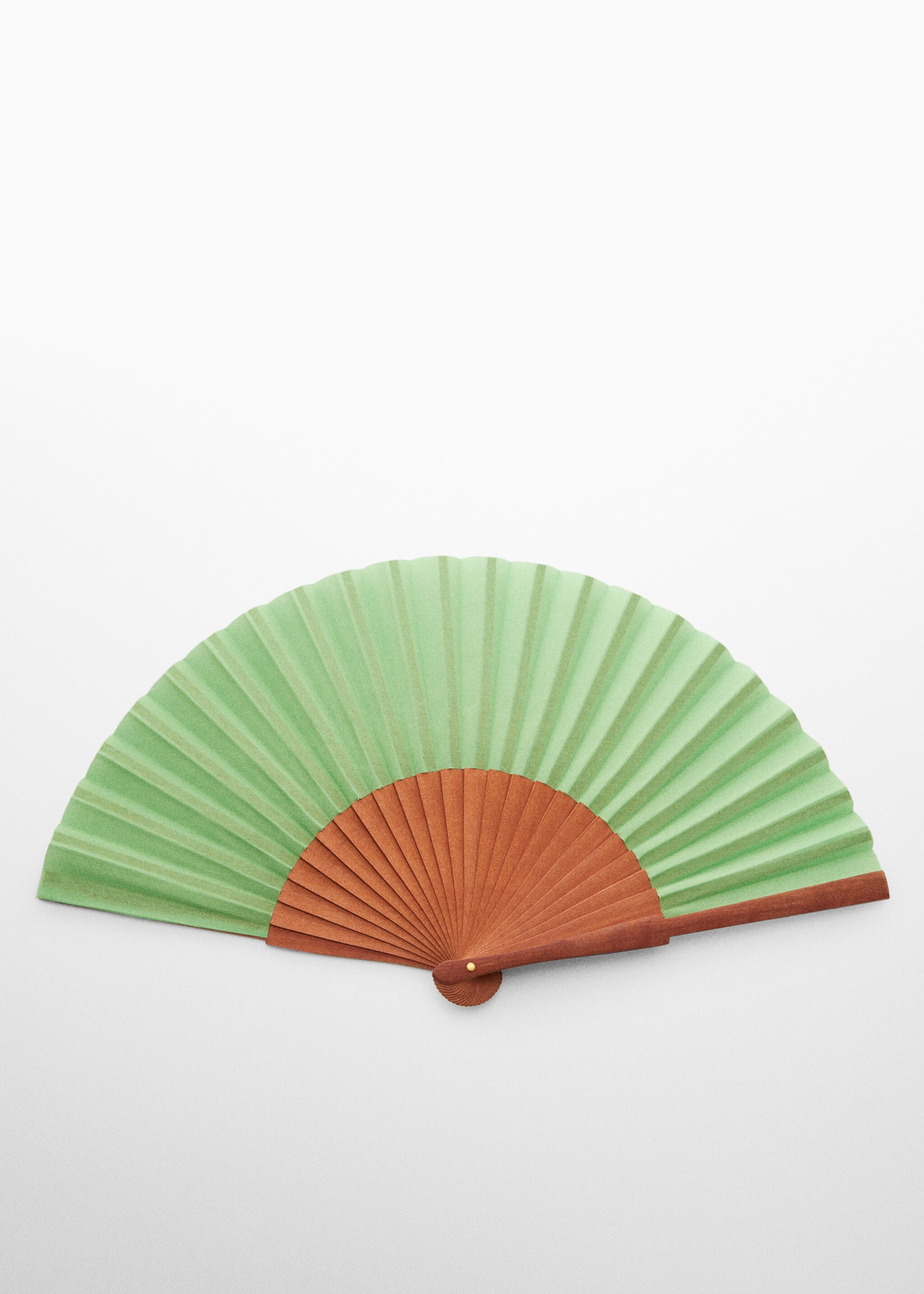 Wooden fan - Article without model, Green. Ref: 67046317-00.