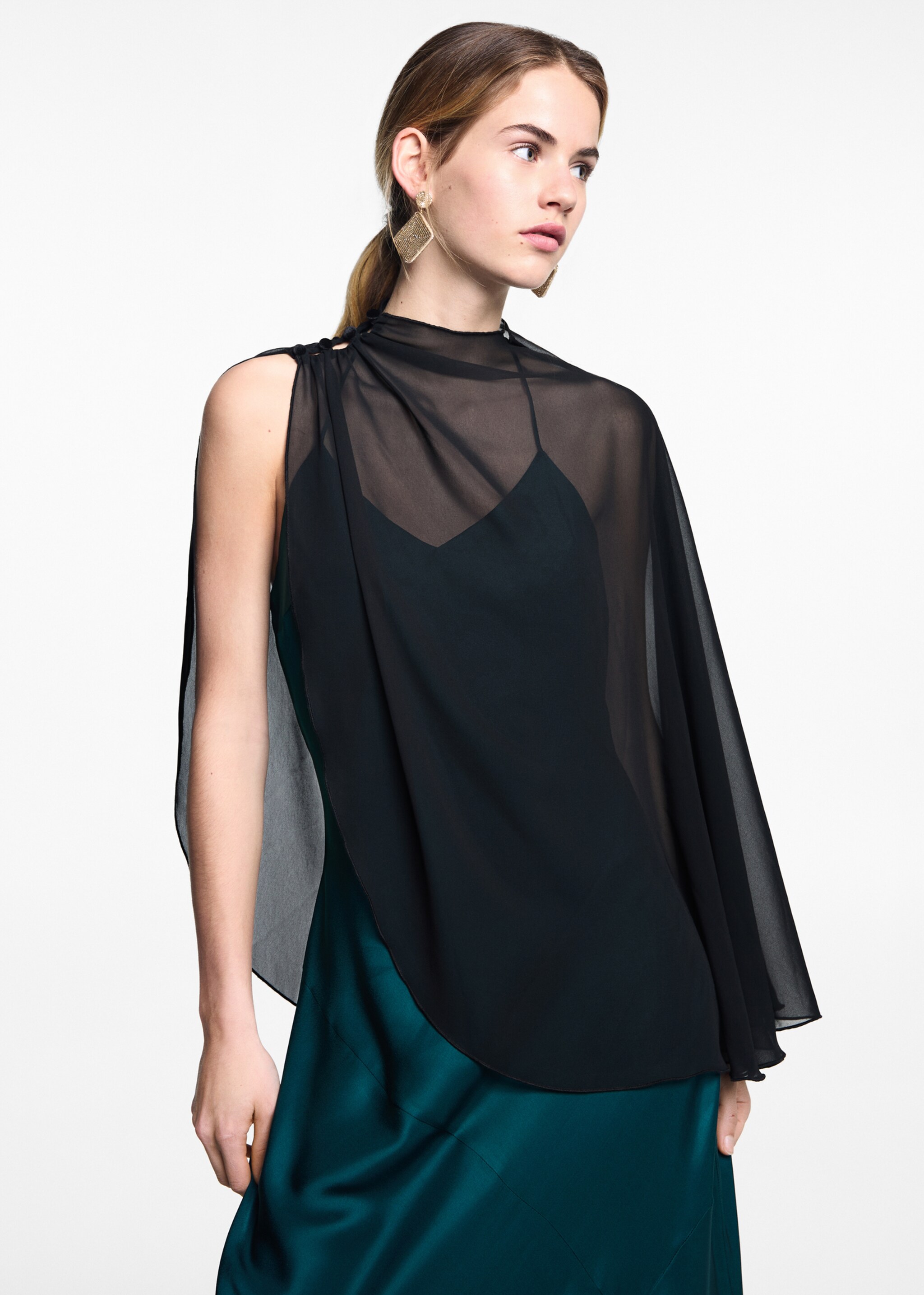 Soepelvallende cape-blouse - Middenvlak