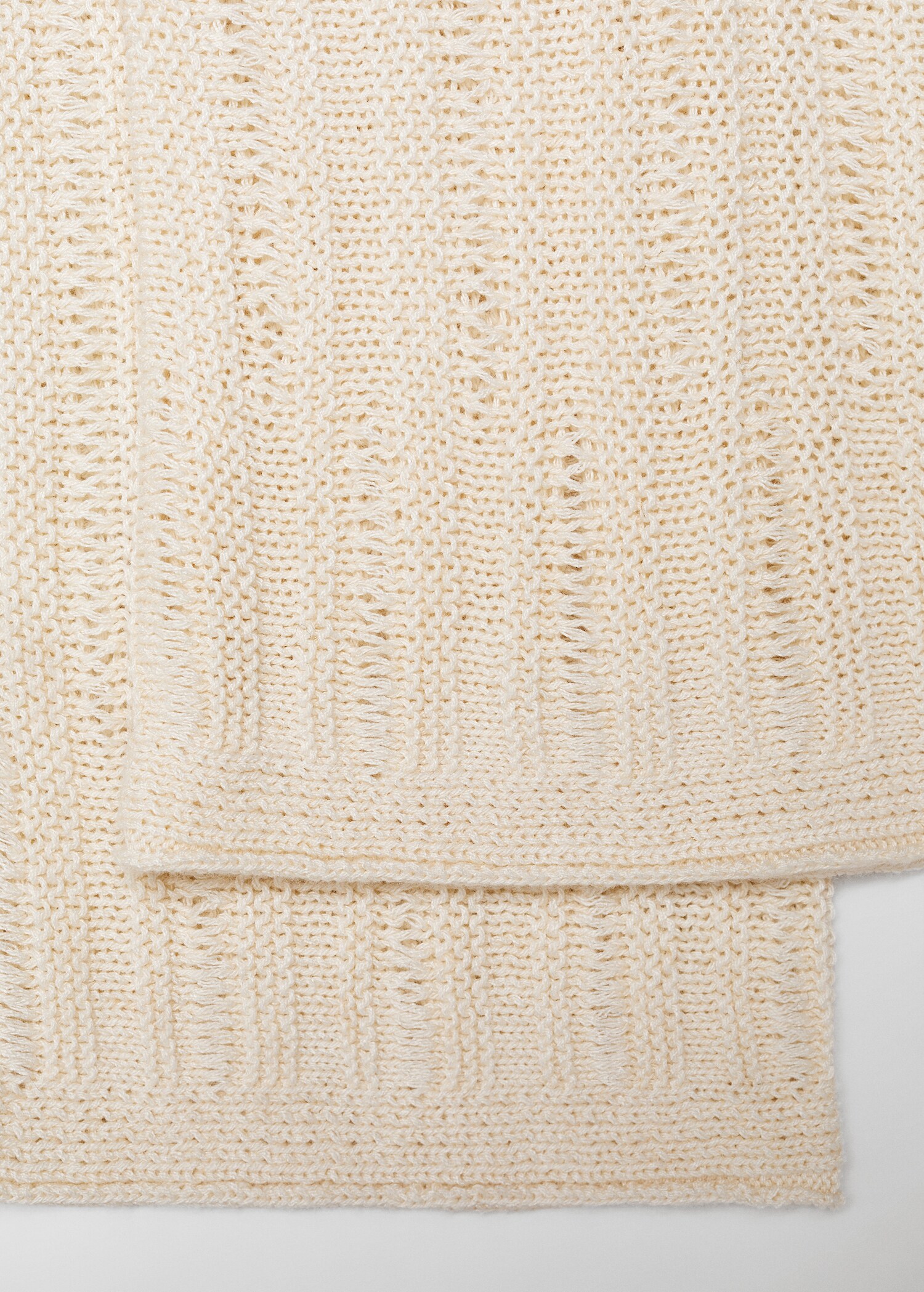 Flared-sleeve unstitched sweater - Details of the article 8