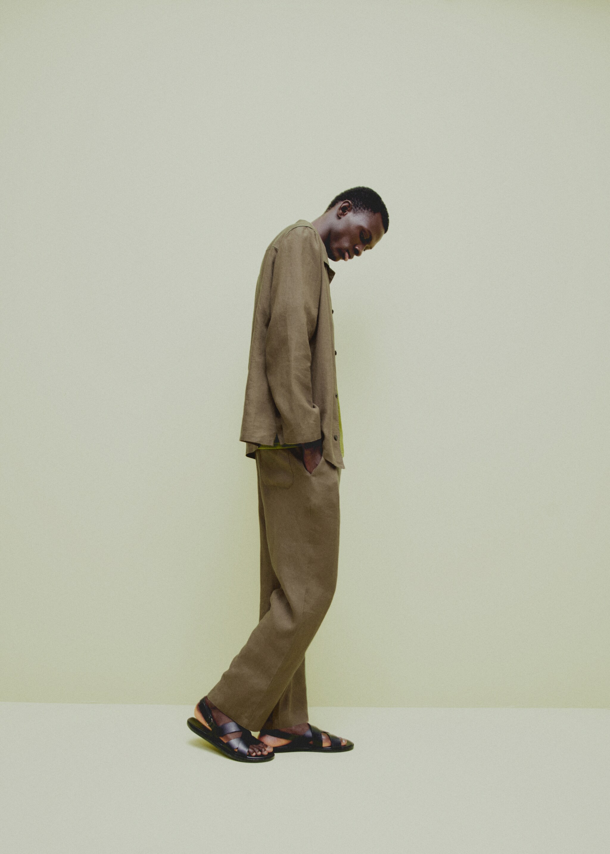 100% linen trousers with drawstring - Details of the article 5