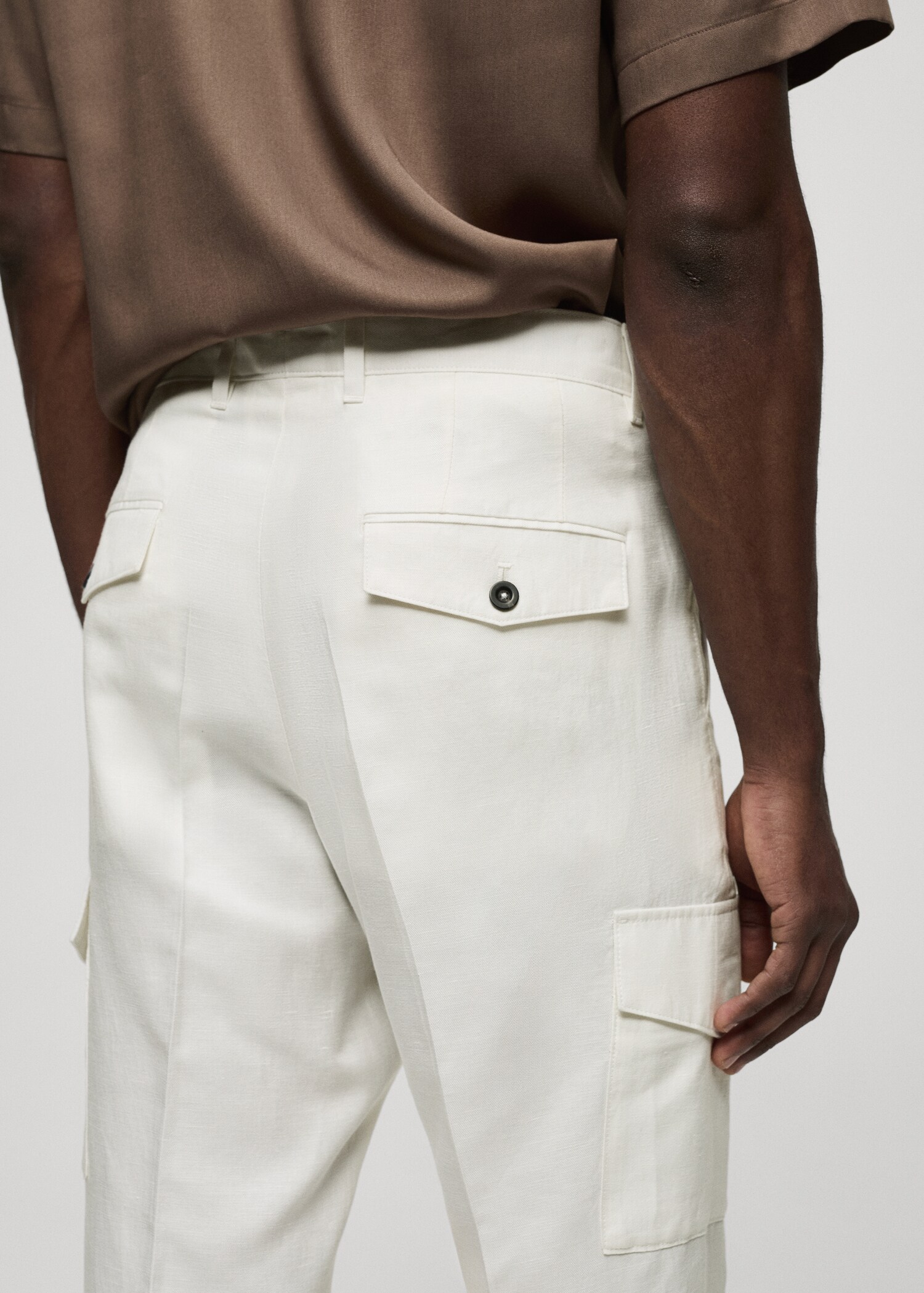 Pantalón cargo mezcla lino - Detalle del artículo 4