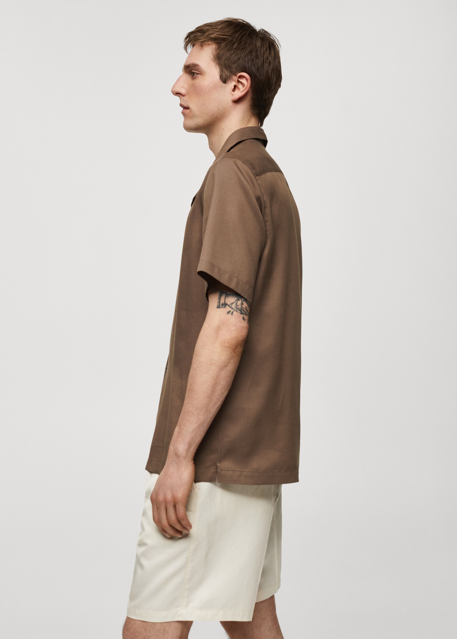 Regular-fit shirt with bowling collar - Details of the article 2
