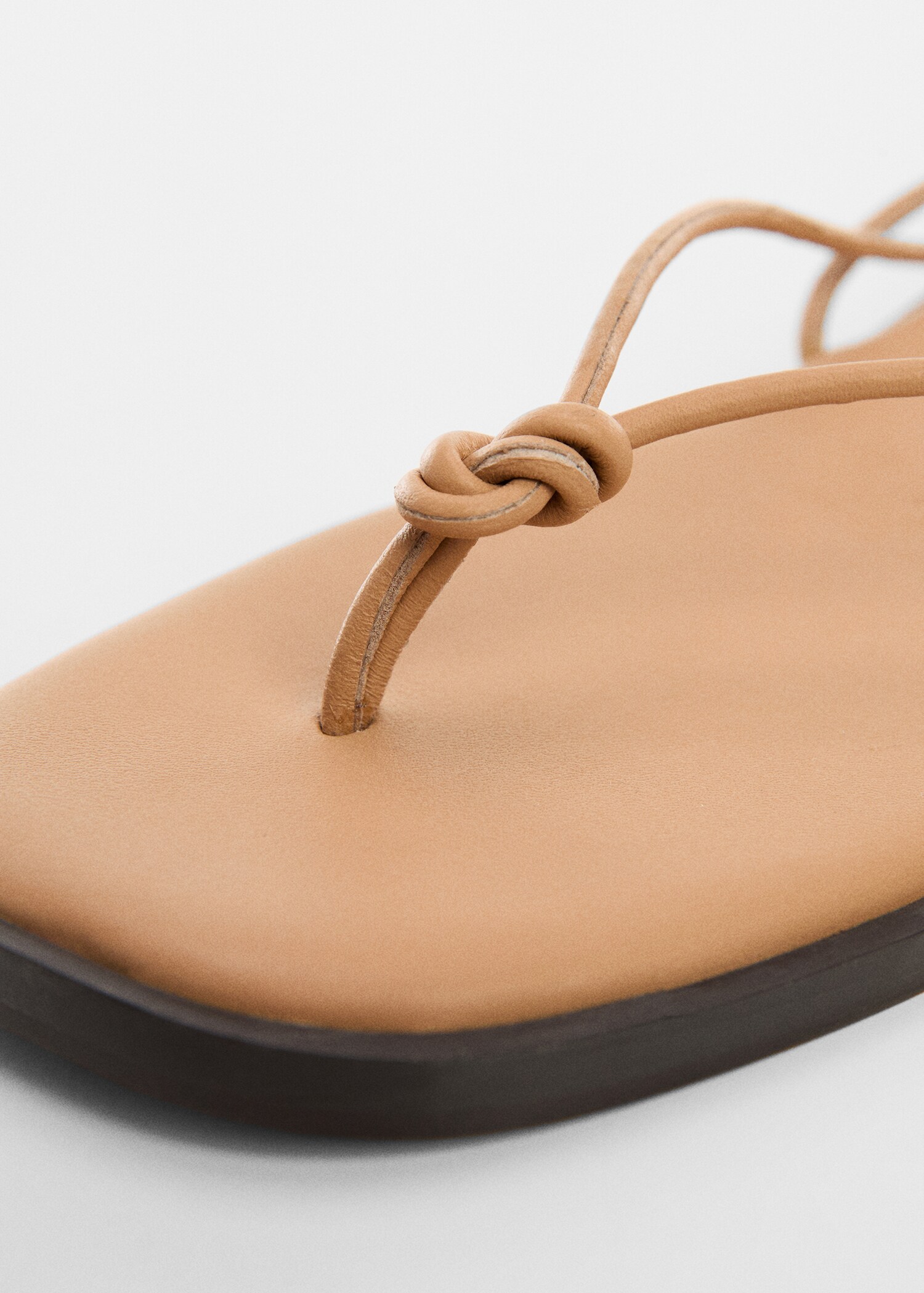Leather straps sandals - Details of the article 2