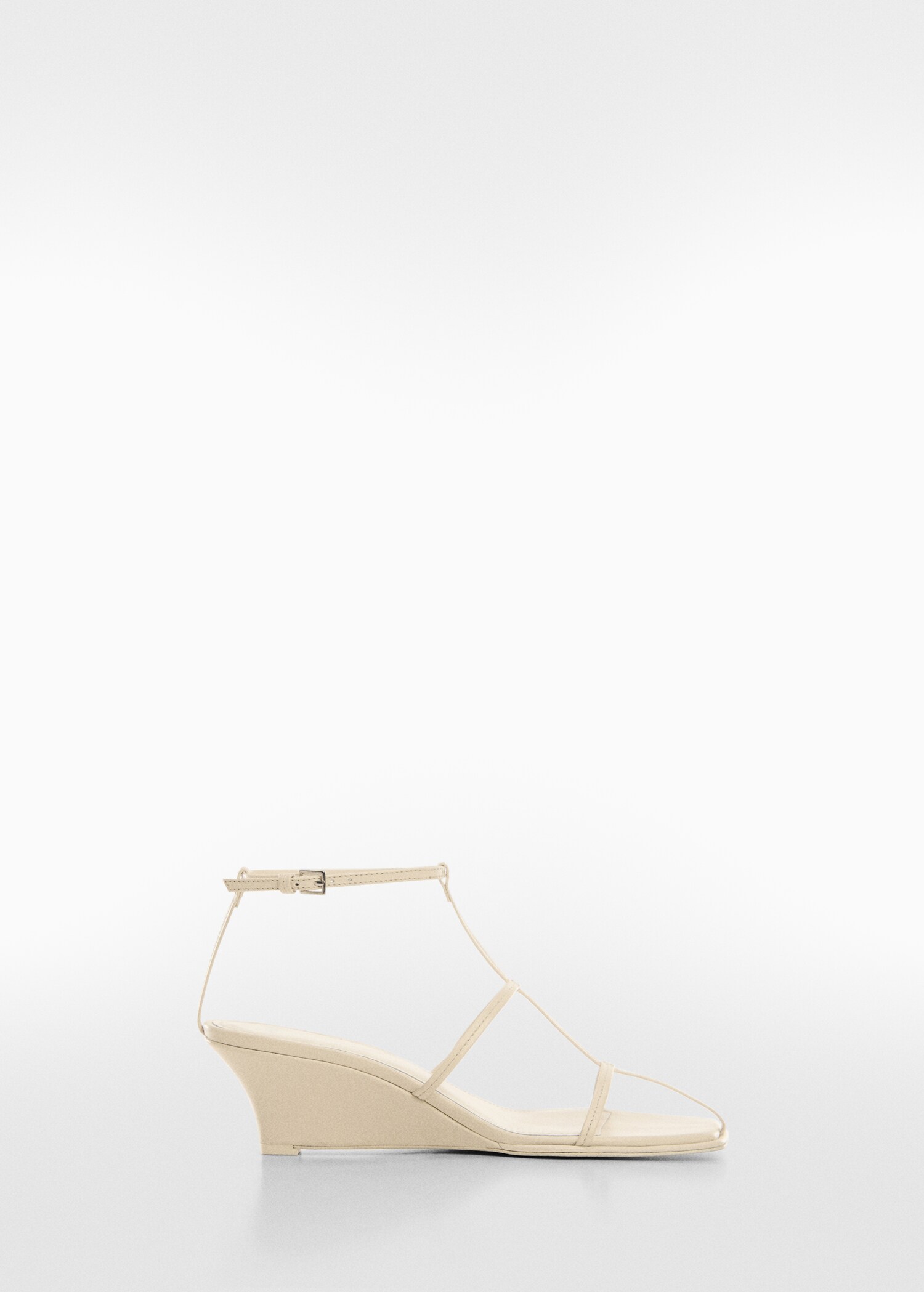 Leather straps sandals - Article without model