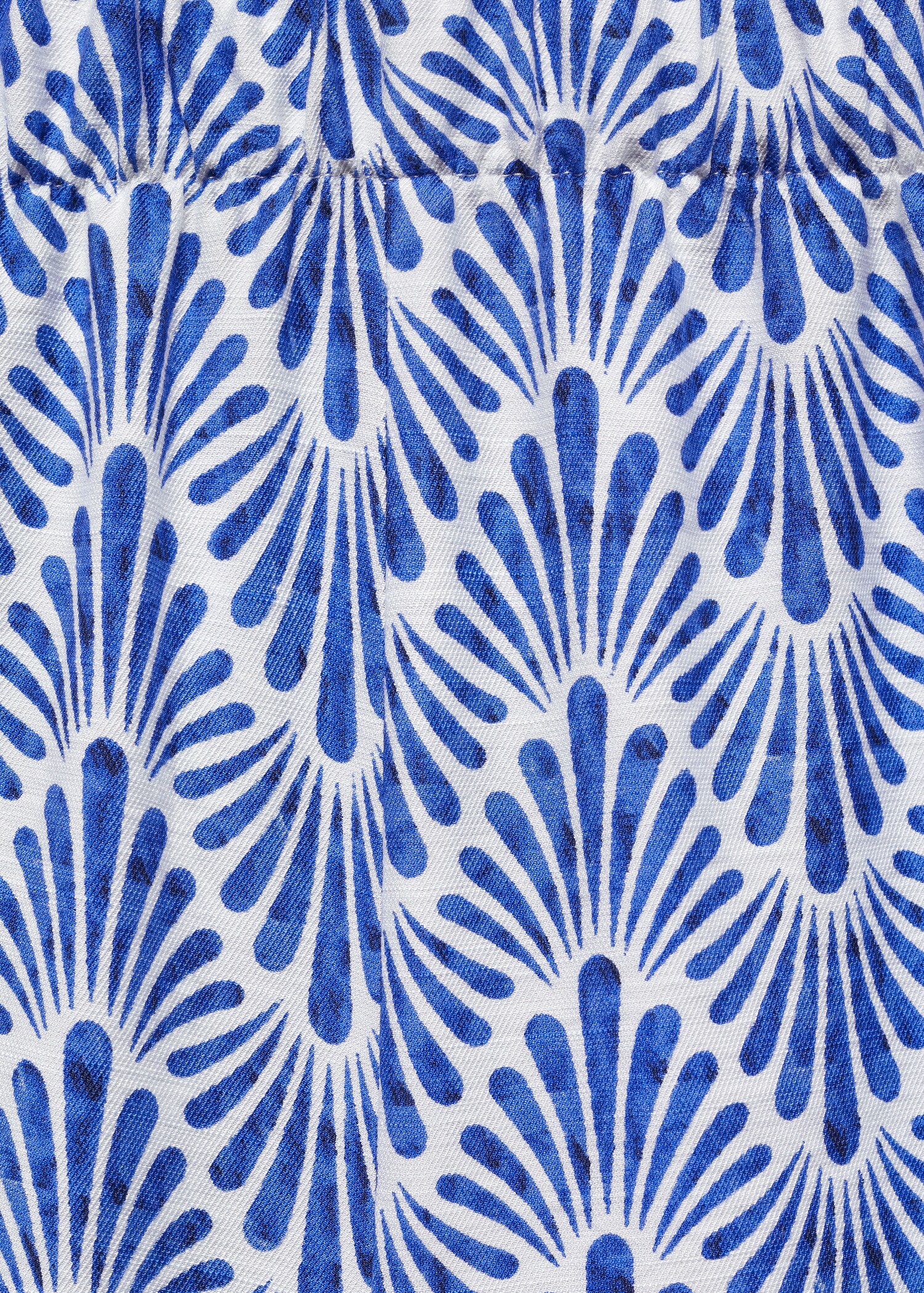 Printed straight trousers - Details of the article 8