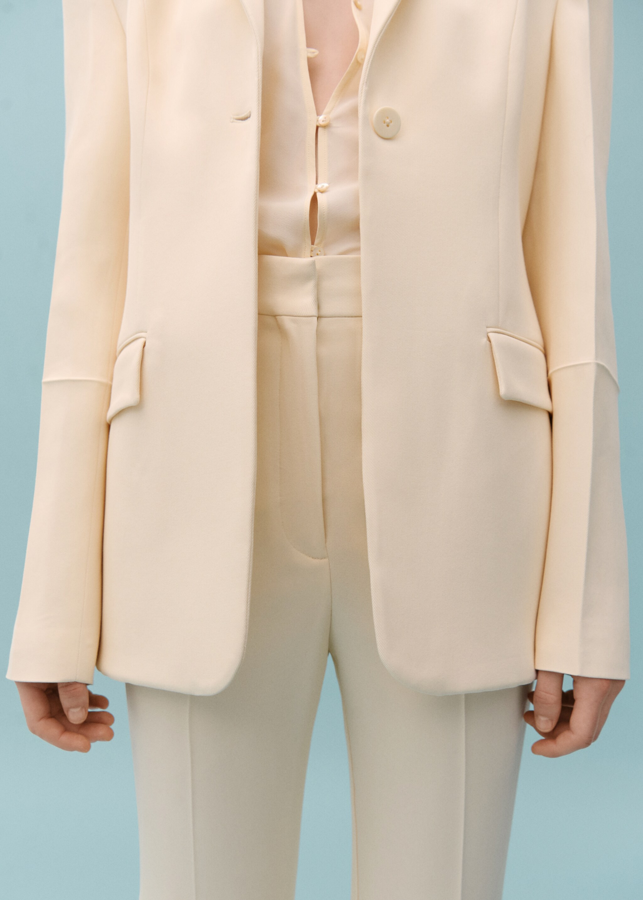 Suit trousers with decorative stitching - Details of the article 6