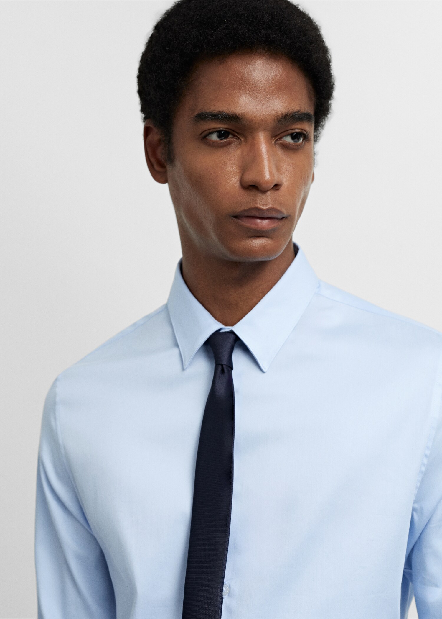 Πουκάμισο κοστουμιού super slim fit ποπλίνα - Λεπτομέρεια του προϊόντος 1