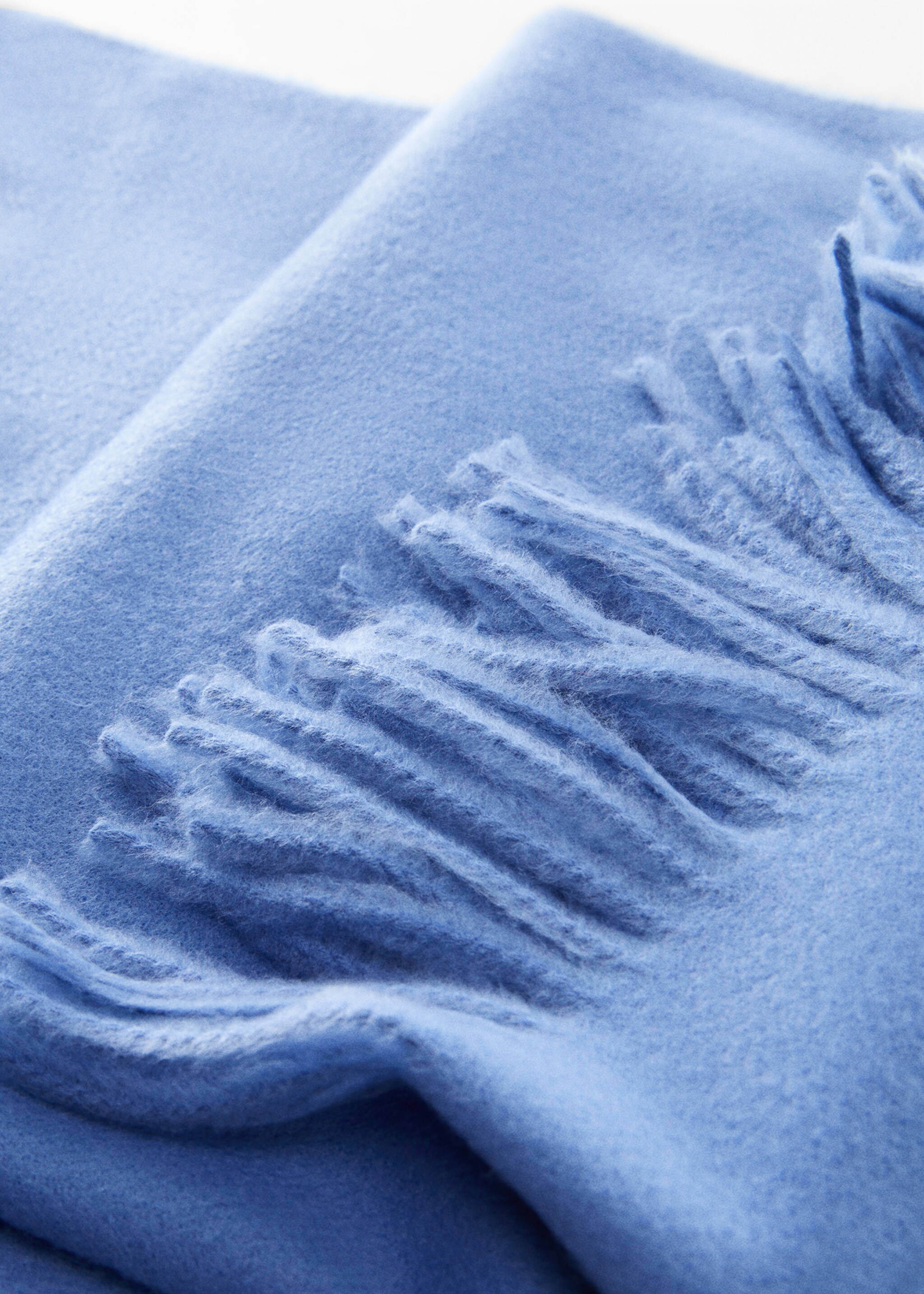 Fringed edge scarf - Medium plane, Blue. Ref: 67050281-00.