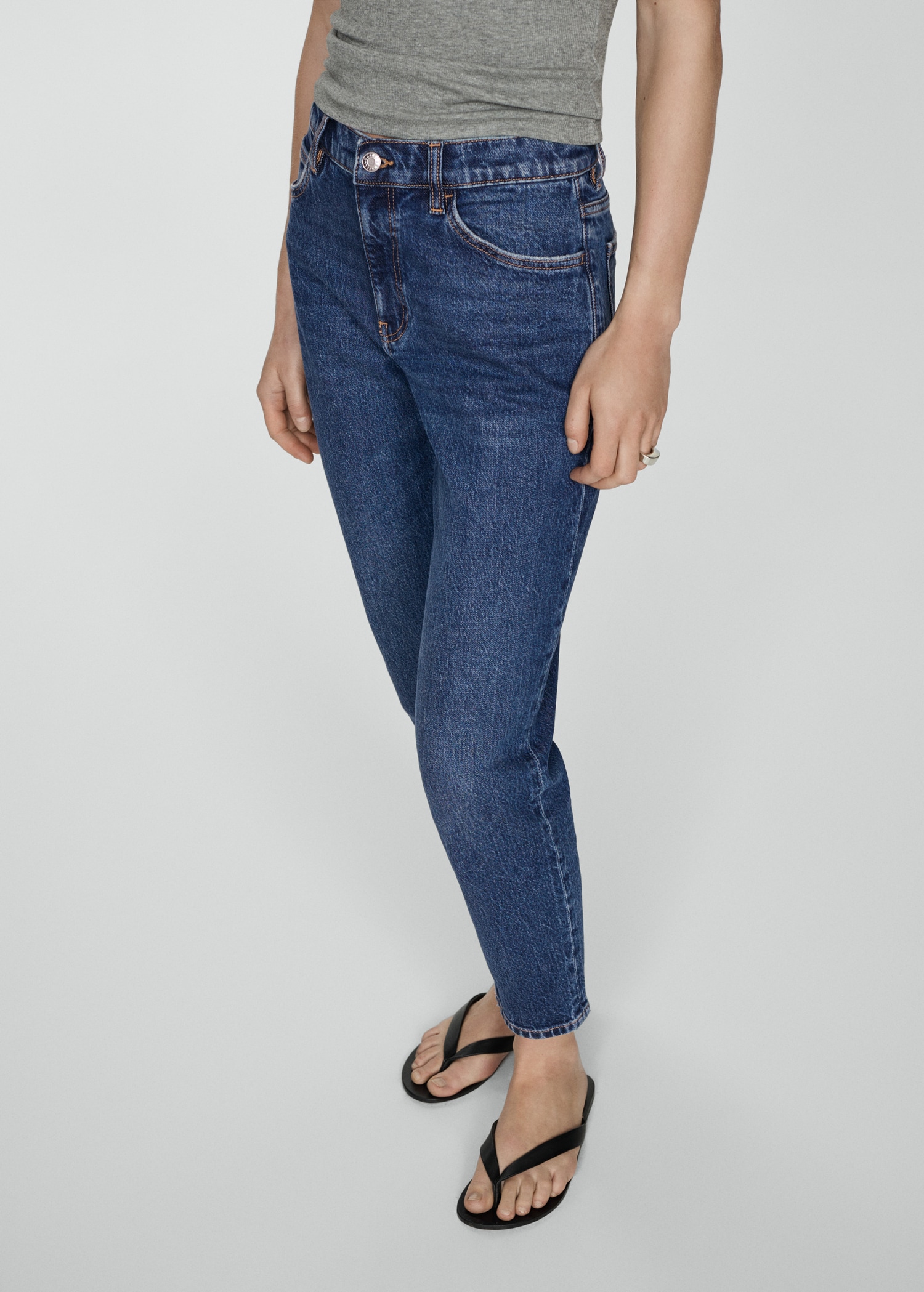 Jeans Newmom comfort vita alta Donna MANGO OUTLET Italia