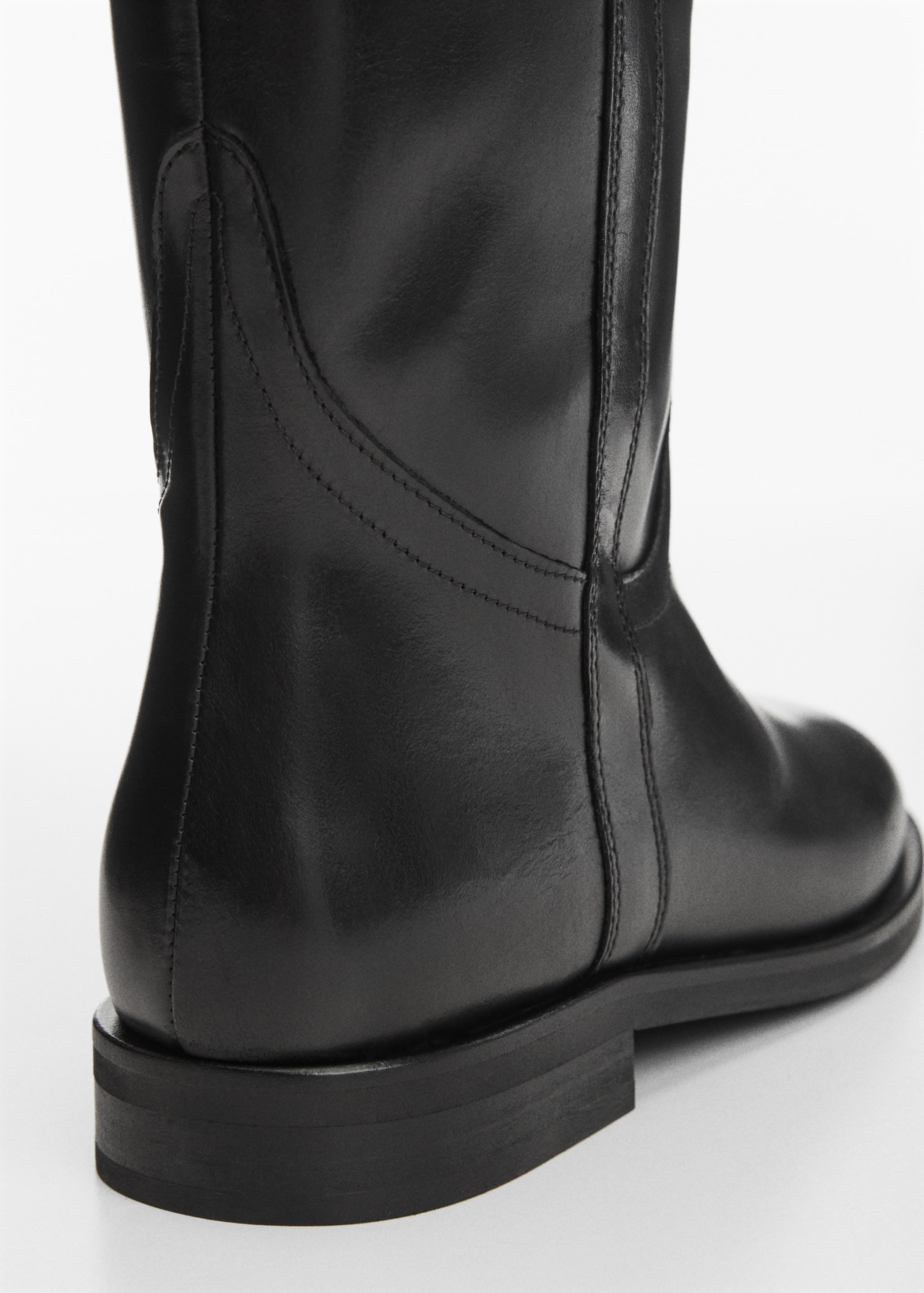 Knee-high leather boots - Details of the article 2