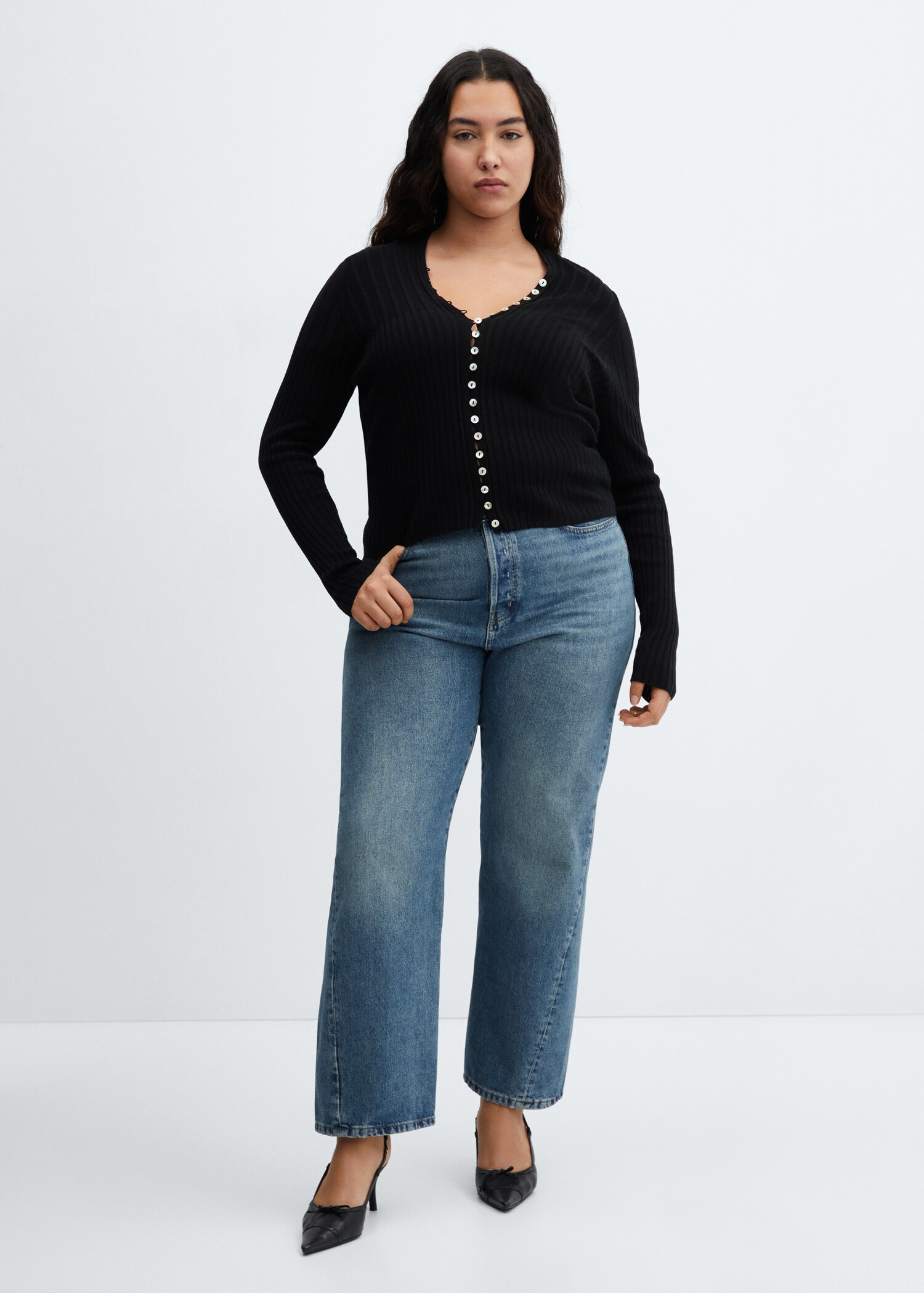 Gerade Jeans mit Vorwärtsnähten - Detail des Artikels 3