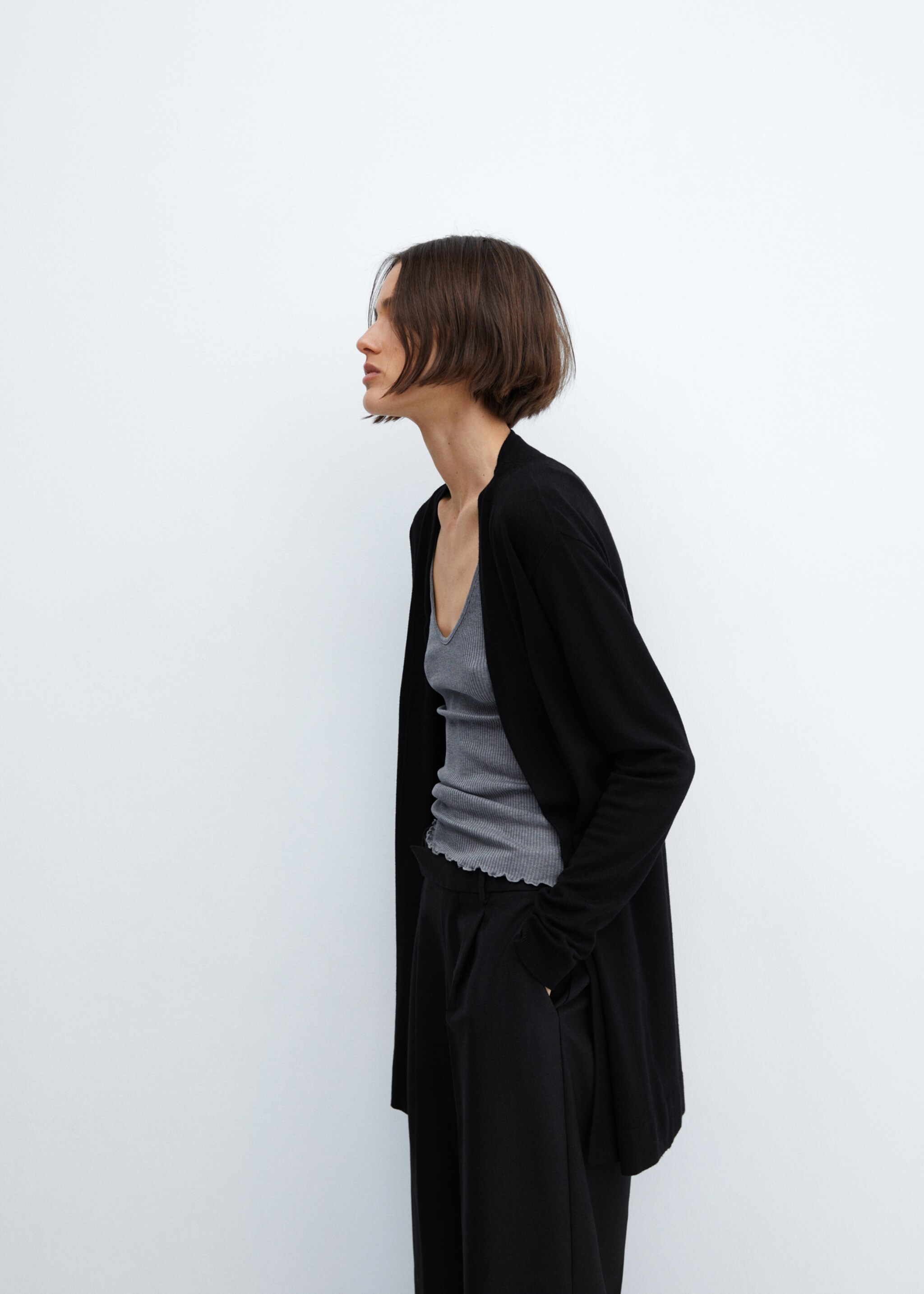 Fine-knit cardigan - Details of the article 2, Black. Ref: 67050463-00.