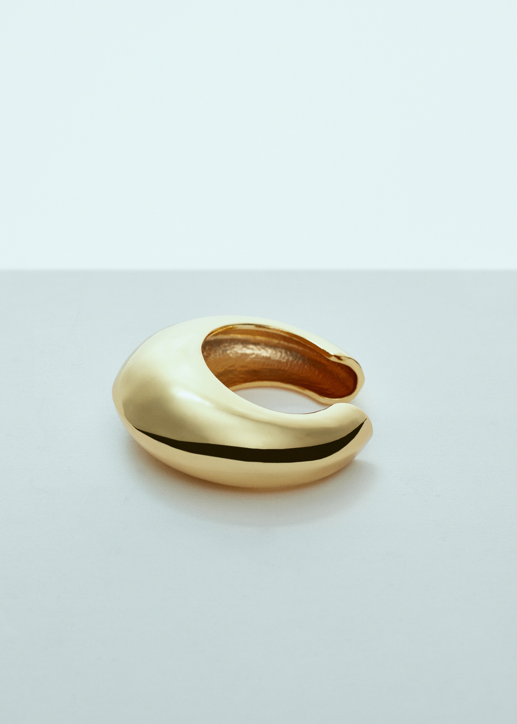 Maxi-bracelet - Details of the article 2, Gold. Ref: 67050471-00.