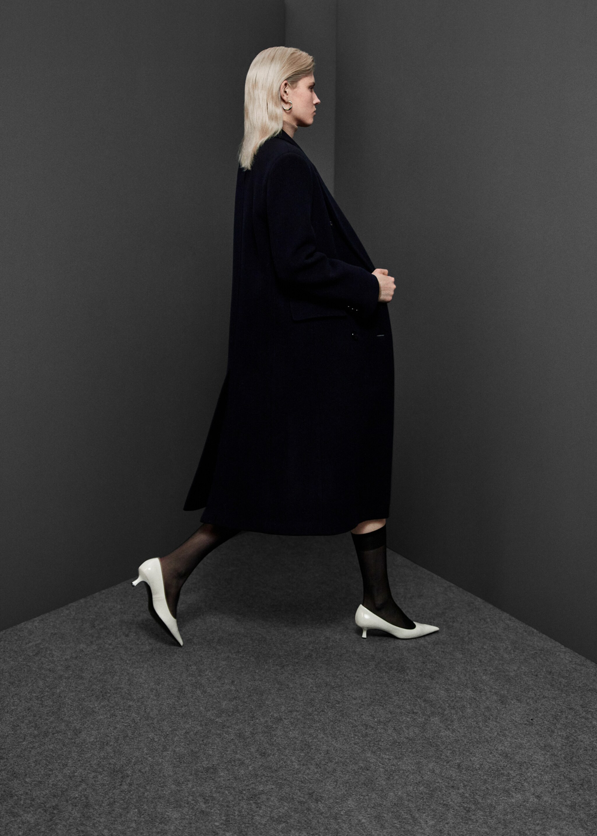 Double-breasted Manteco wool coat - Details of the article 7, Dark Navy. Ref: 67050478-00.