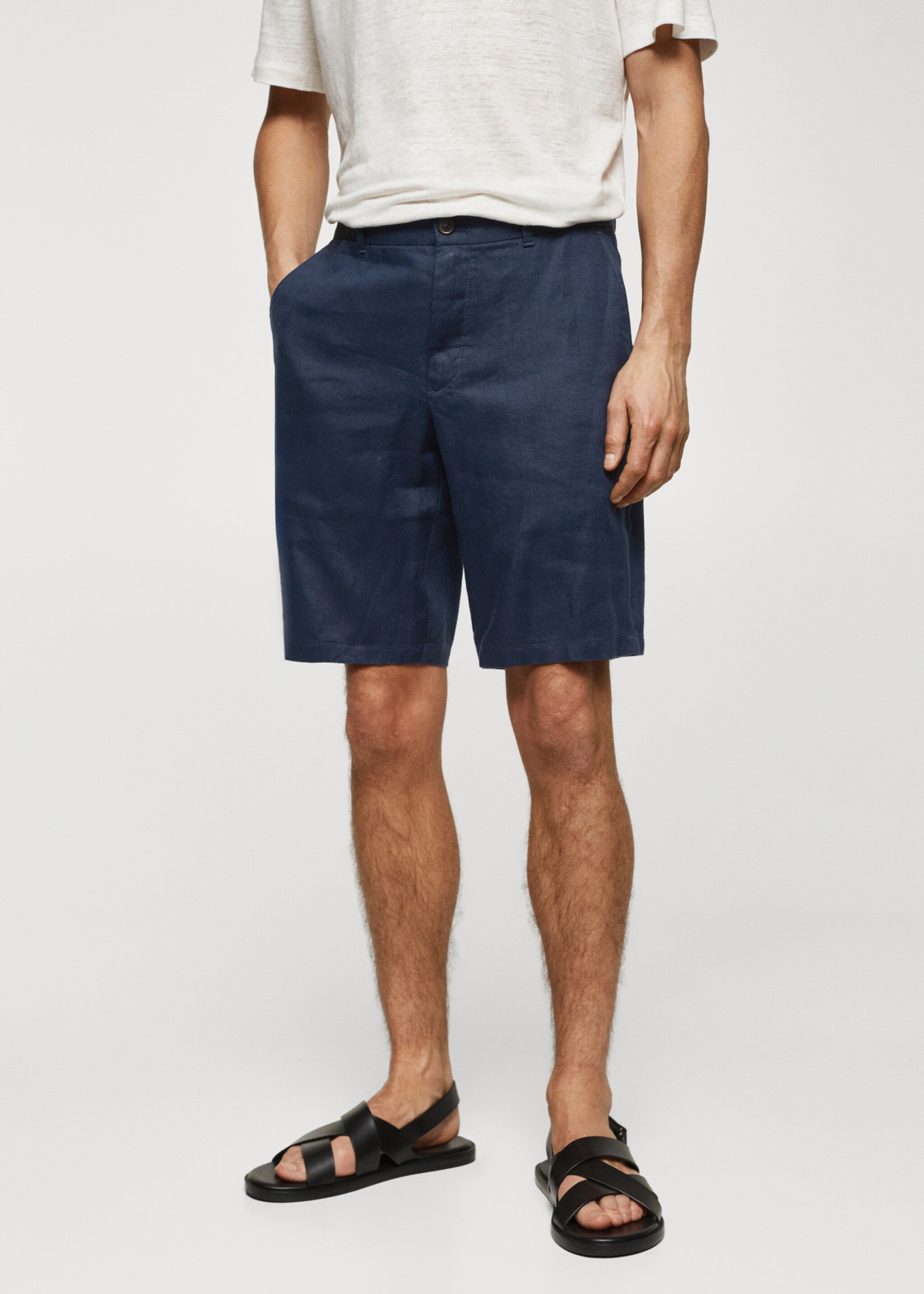 100% linen bermuda shorts - Medium plane, Navy. Ref: 67050617-00.