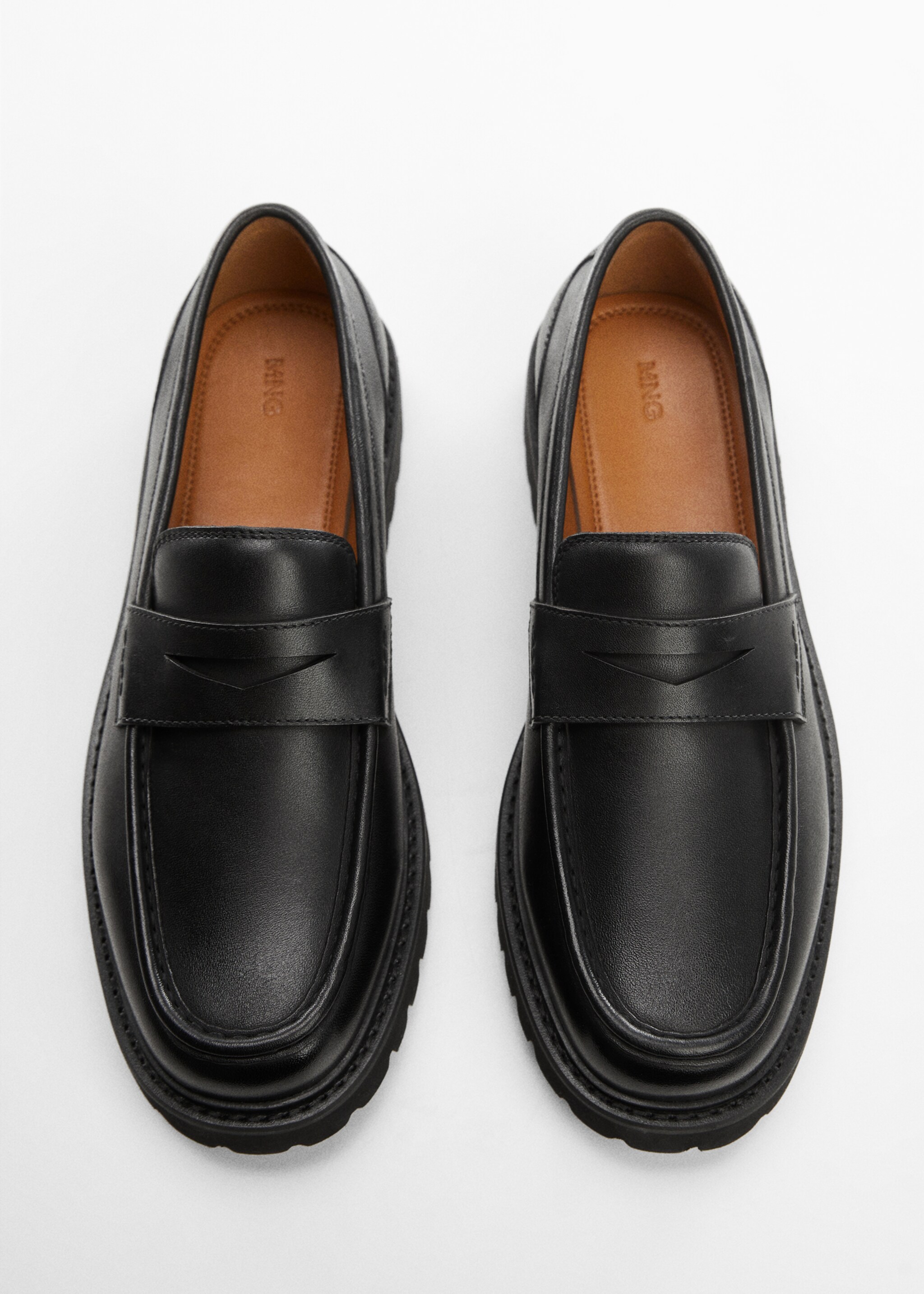 Leather moccasin with track sole - Details of the article 3