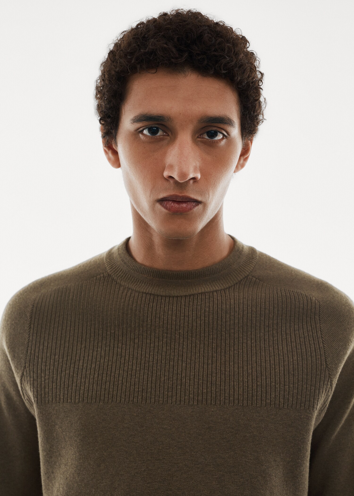 Stretch sweater with ribbed detail - Details of the article 1