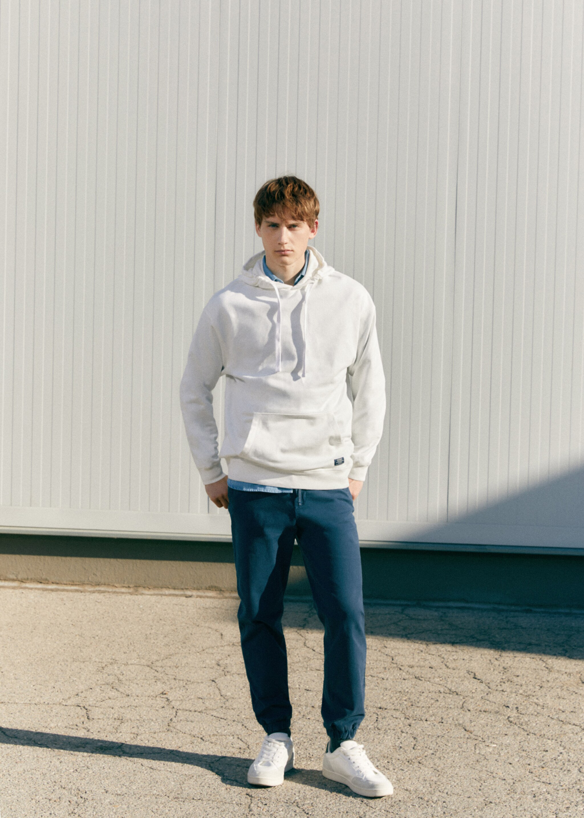 Unisex hoodie - Details of the article 5, White. Ref: 67050652-00.