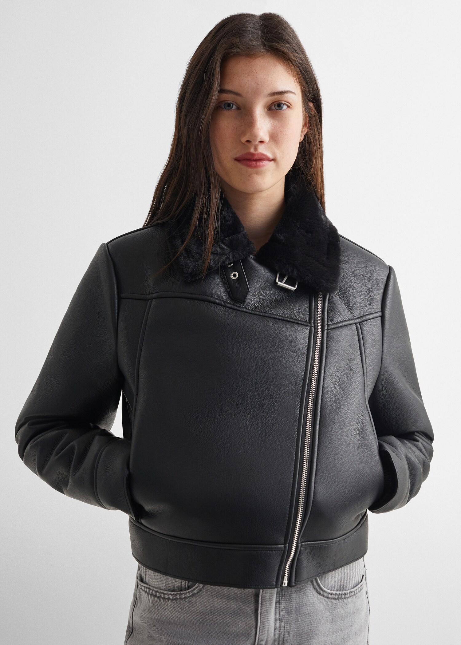 Biker jacket with shearling-effect lining - Details of the article 4