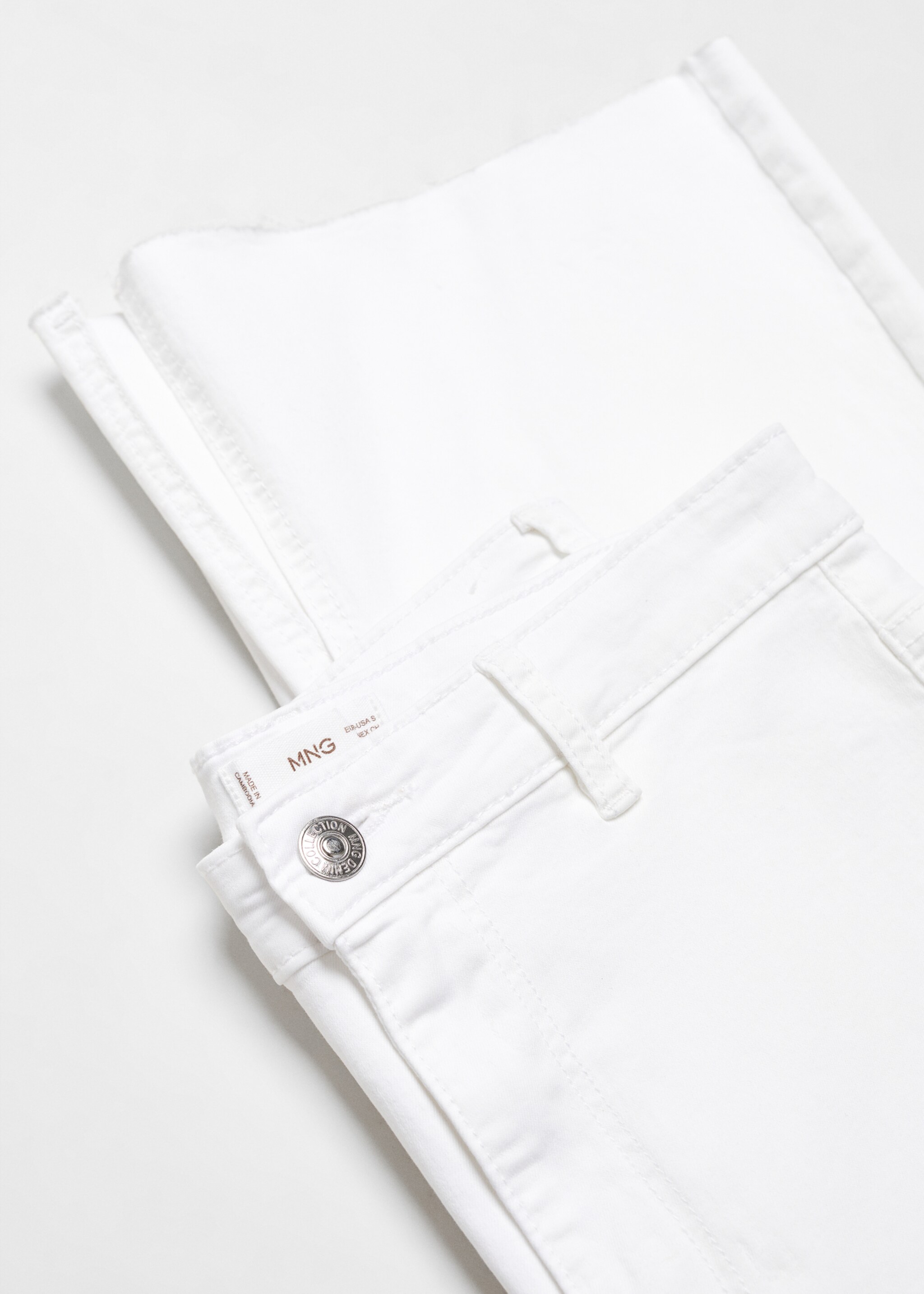 Jeans flare abertura - Detalle del artículo 8, Blanco. Ref: 67052909-00.