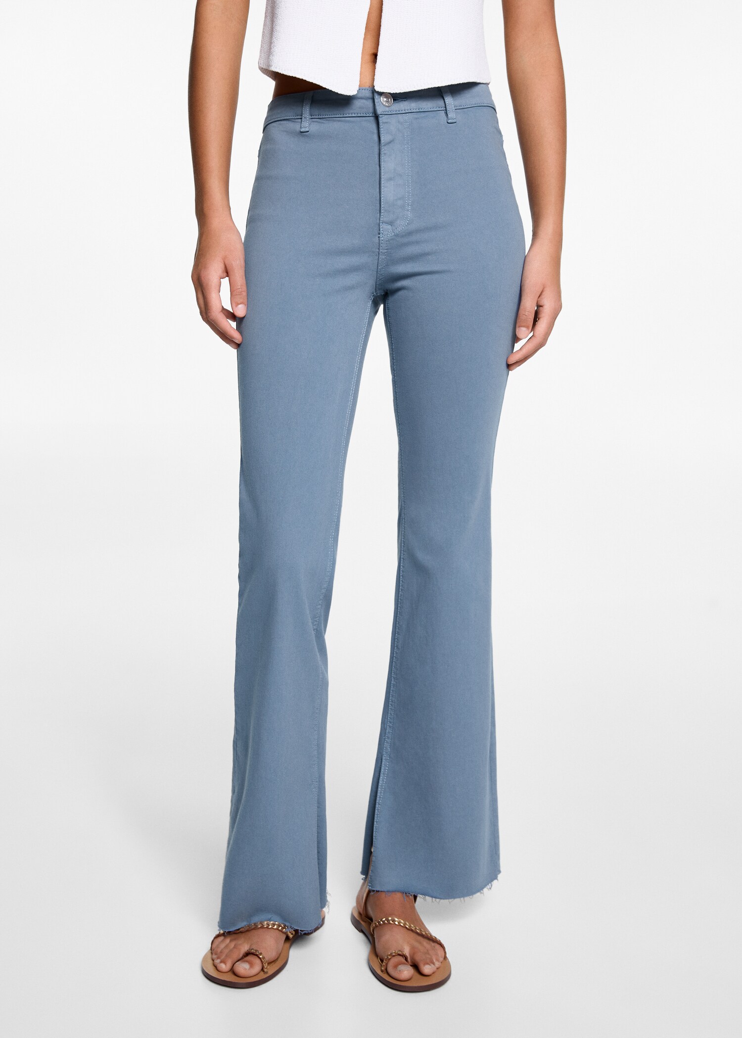 Flared jeans with opening - Details of the article 6