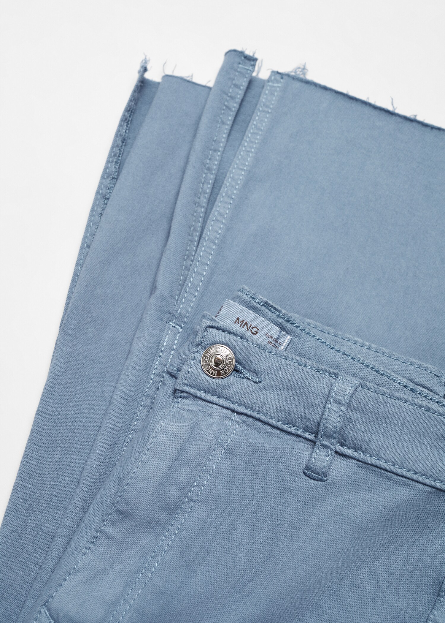 Flared jeans with opening - Details of the article 8