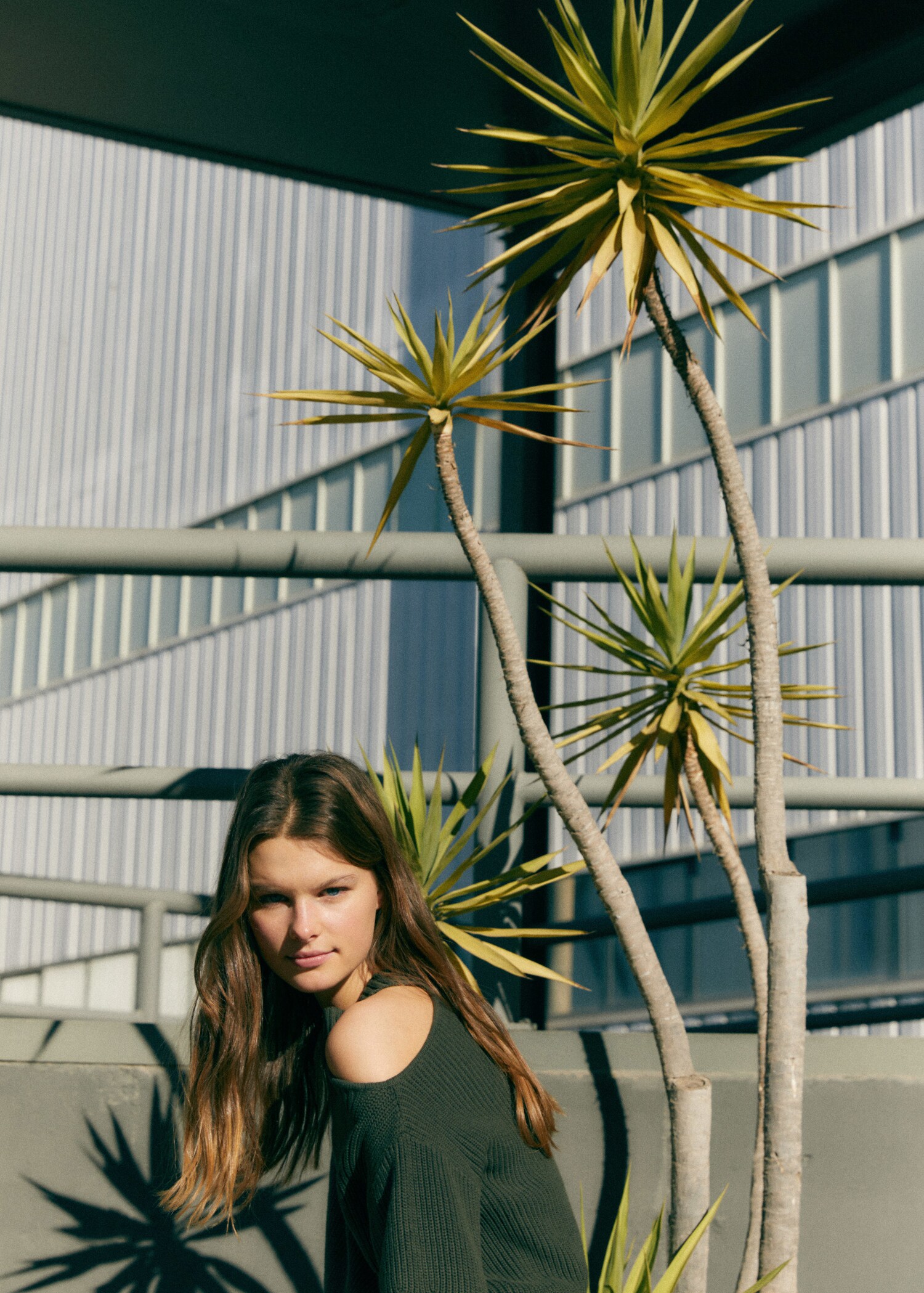 Off-shoulder trui - Detail van het artikel 5