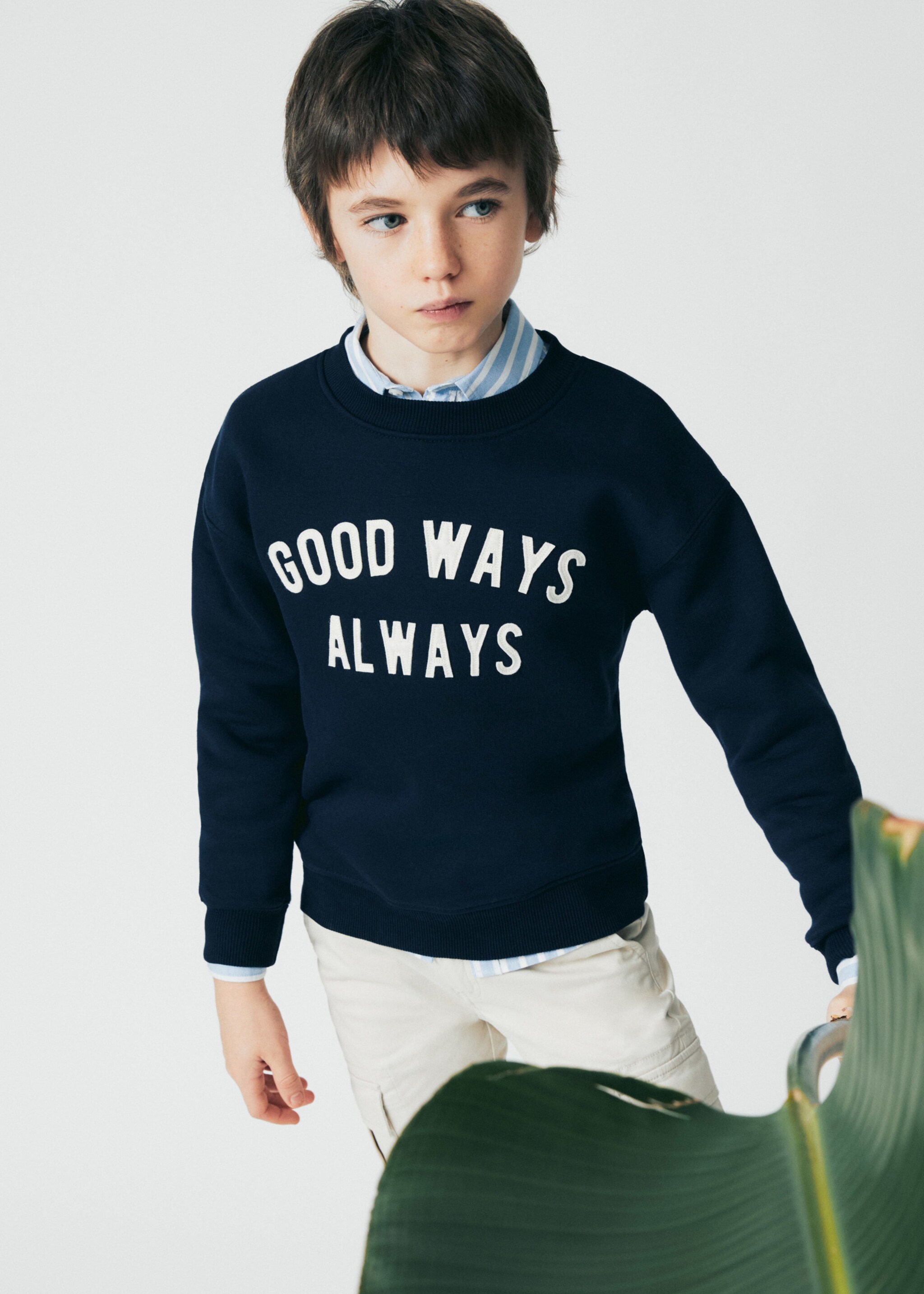 Embroidered message sweatshirt - Details of the article 5, Dark Navy. Ref: 67053268-00.