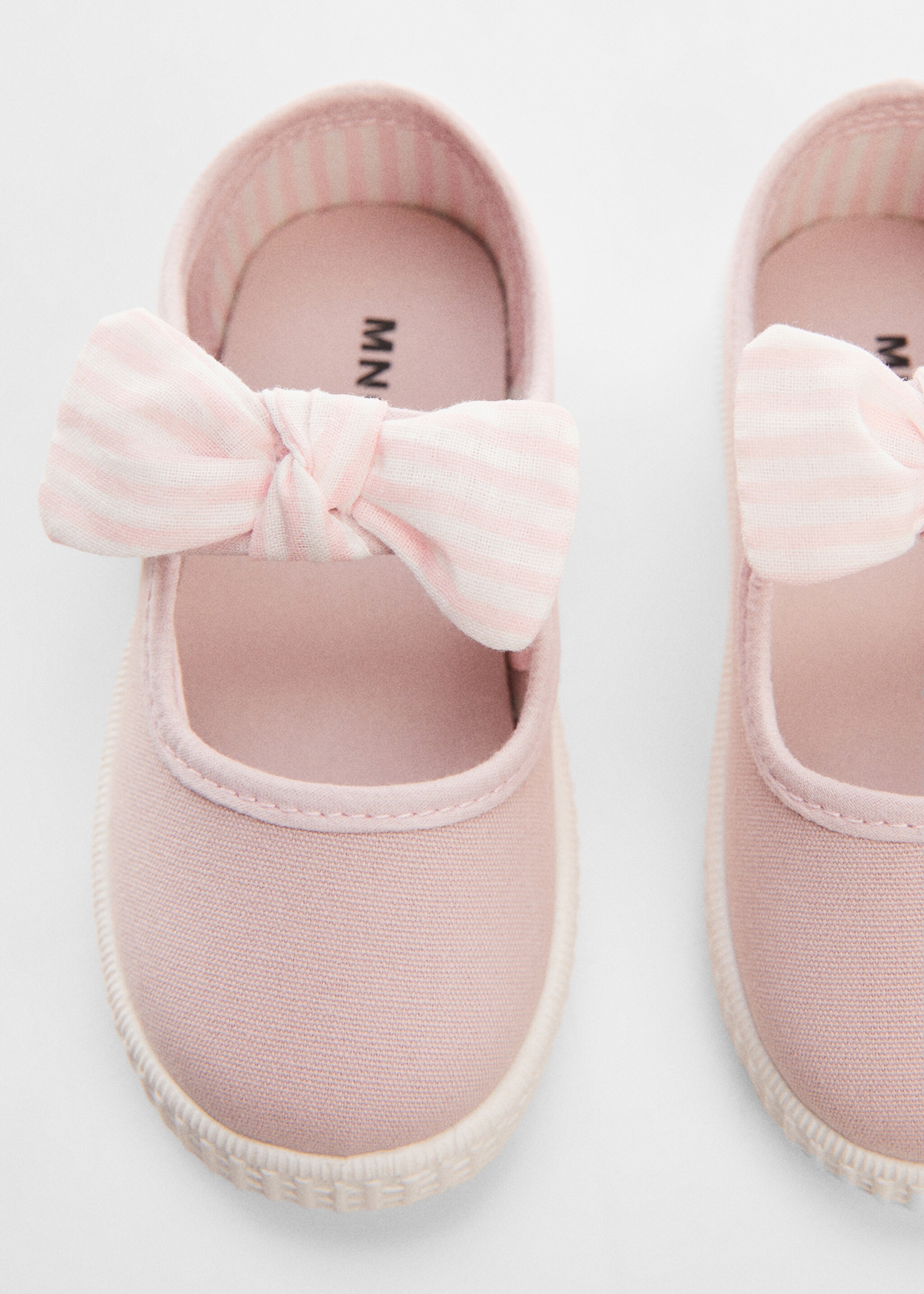 Sneakers mit Schleife - Detail des Artikels 2, Rosa. Ref: 67054013-00.