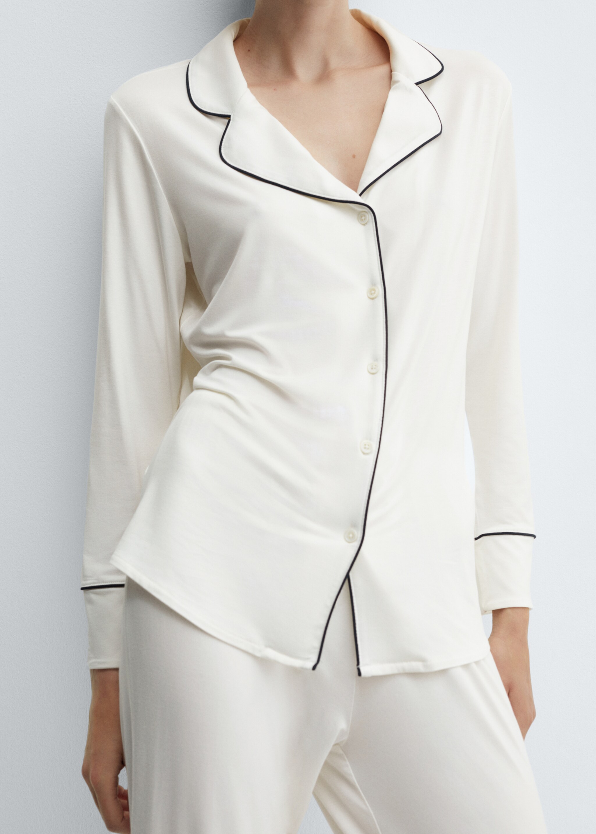 Pyjama shirt with trim - Details of the article 6, White. Ref: 67054020-00.