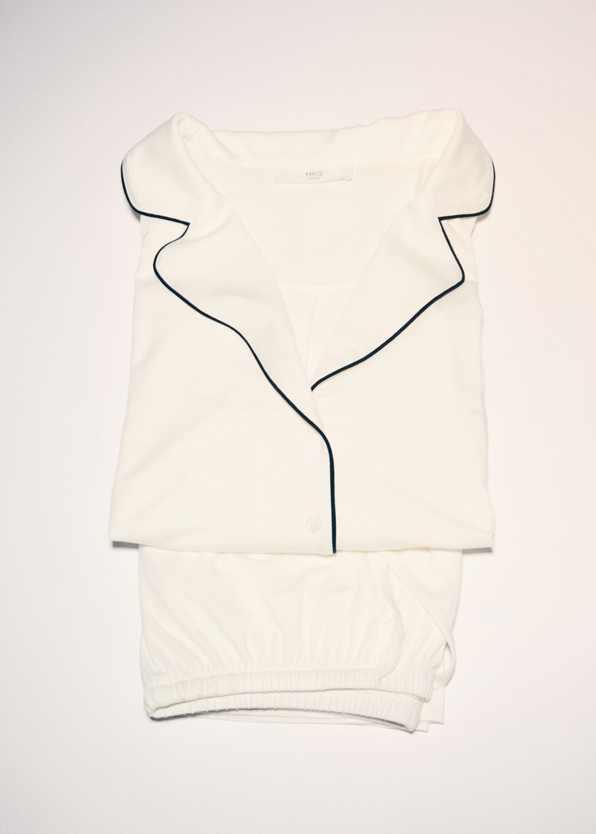 Pyjama shirt with trim - Details of the article 9, White. Ref: 67054020-00.