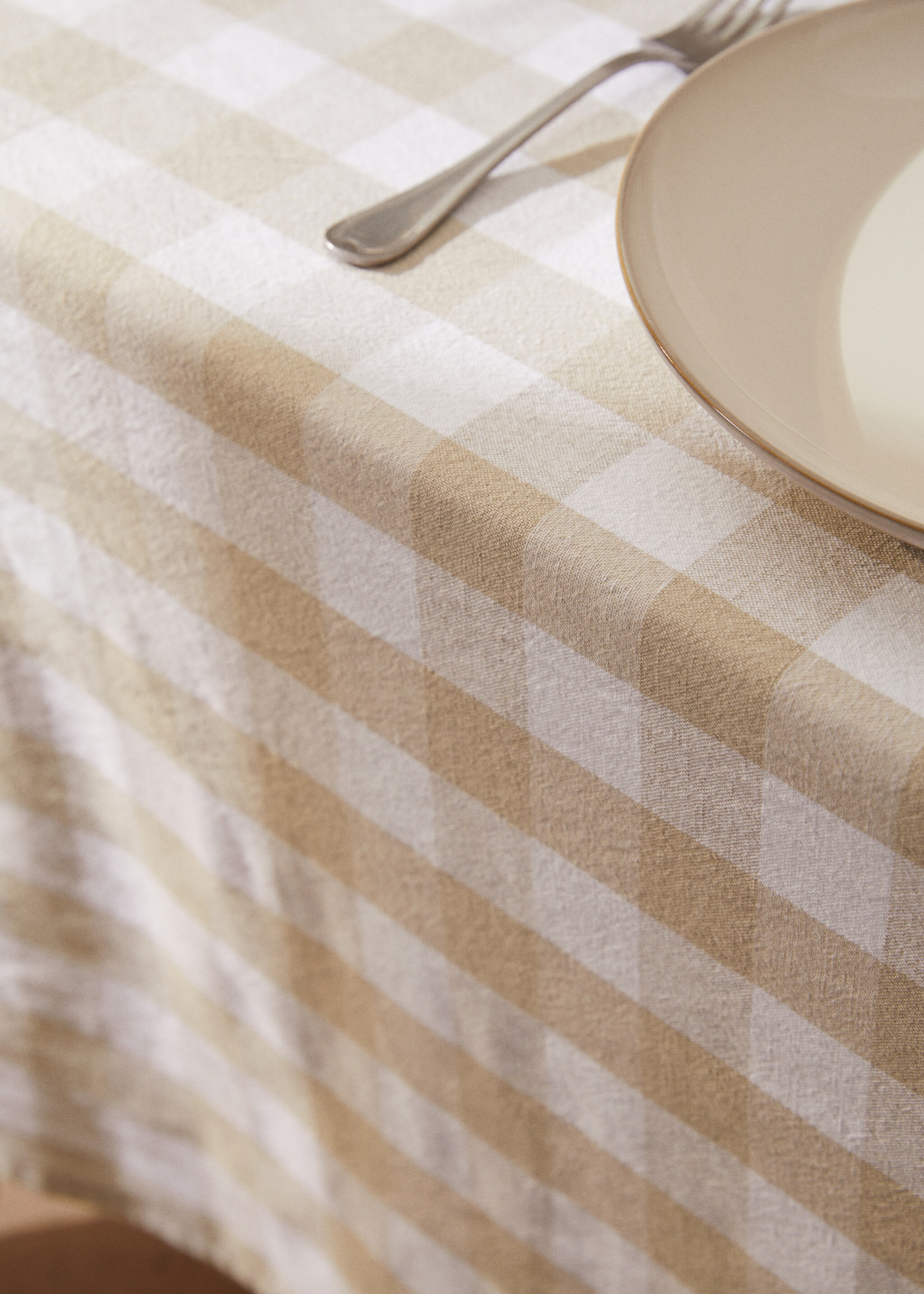 Cotton linen gingham tablecloth 170x250cm - Details of the article 7, Beige. Ref: 67054036-00.