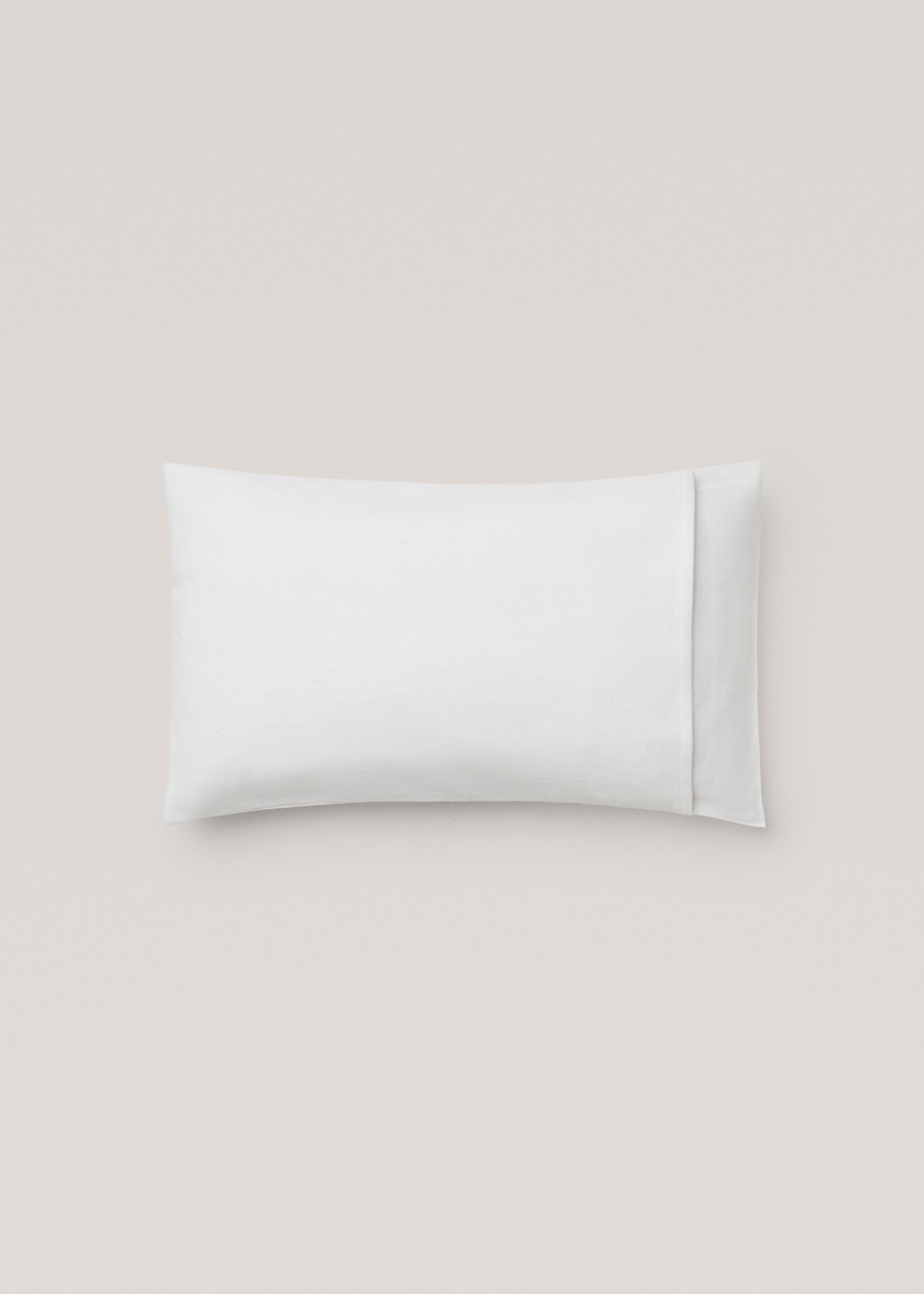 Texturierte Kissenhülle aus Baumwolle 30 x 50 cm - Detail des Artikels 1, Cremeweiß. Ref: 67054048-00.