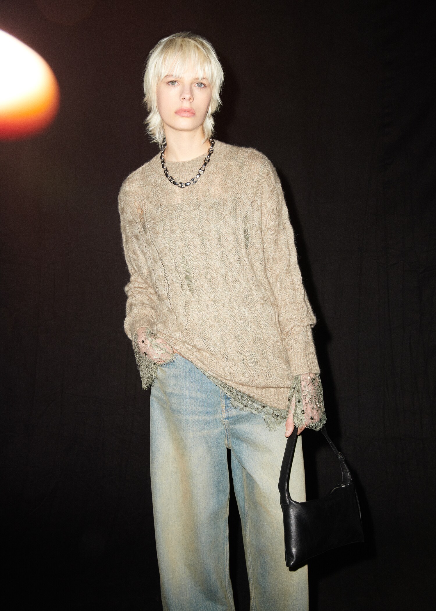 Decorative ripped long sweater - Details of the article 6
