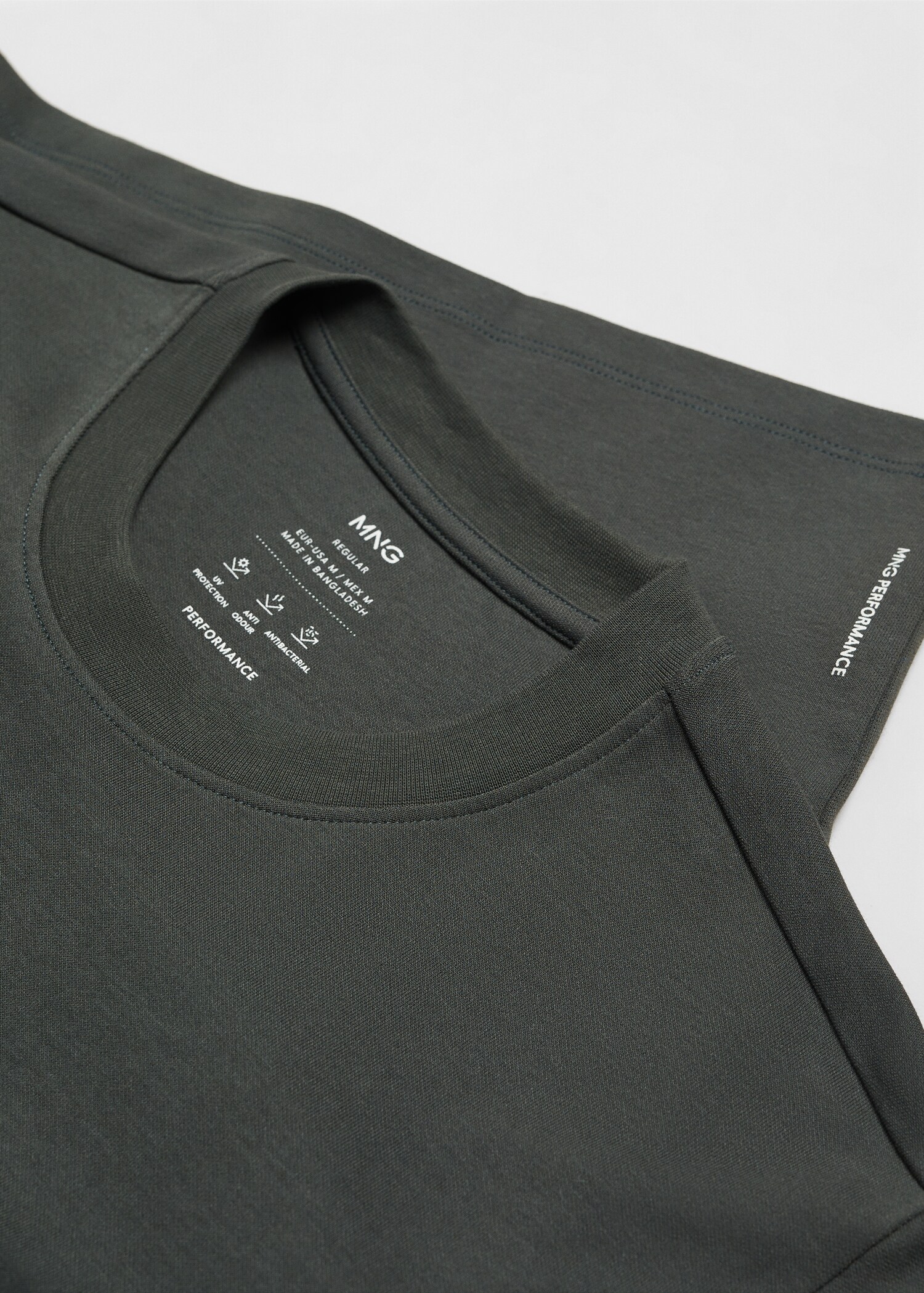 Atmungsaktives Baumwoll-T-Shirt - Detail des Artikels 8