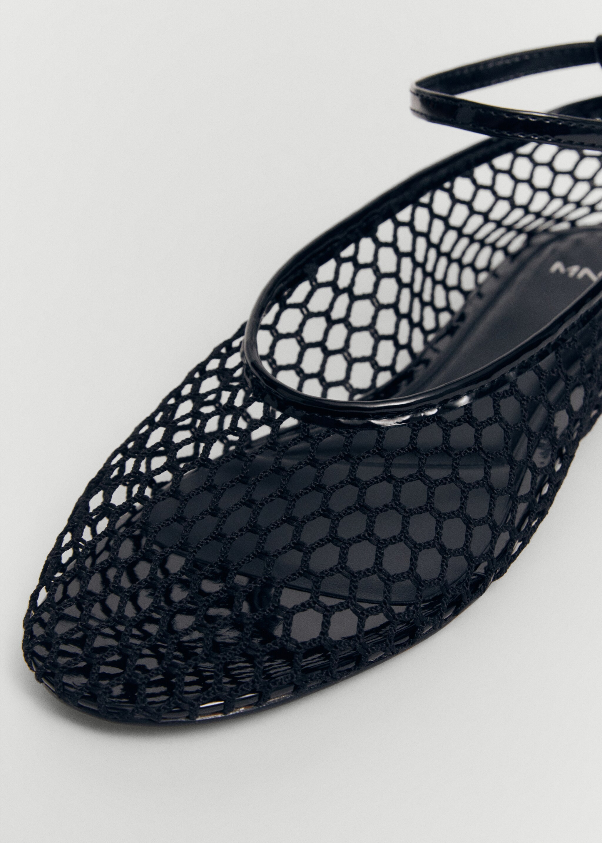 Ballet flats with mesh bracelet - Details of the article 2