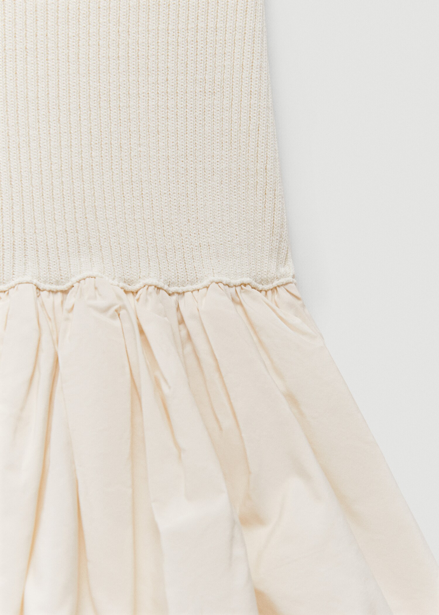 Short puffed hem dress - Details of the article 8