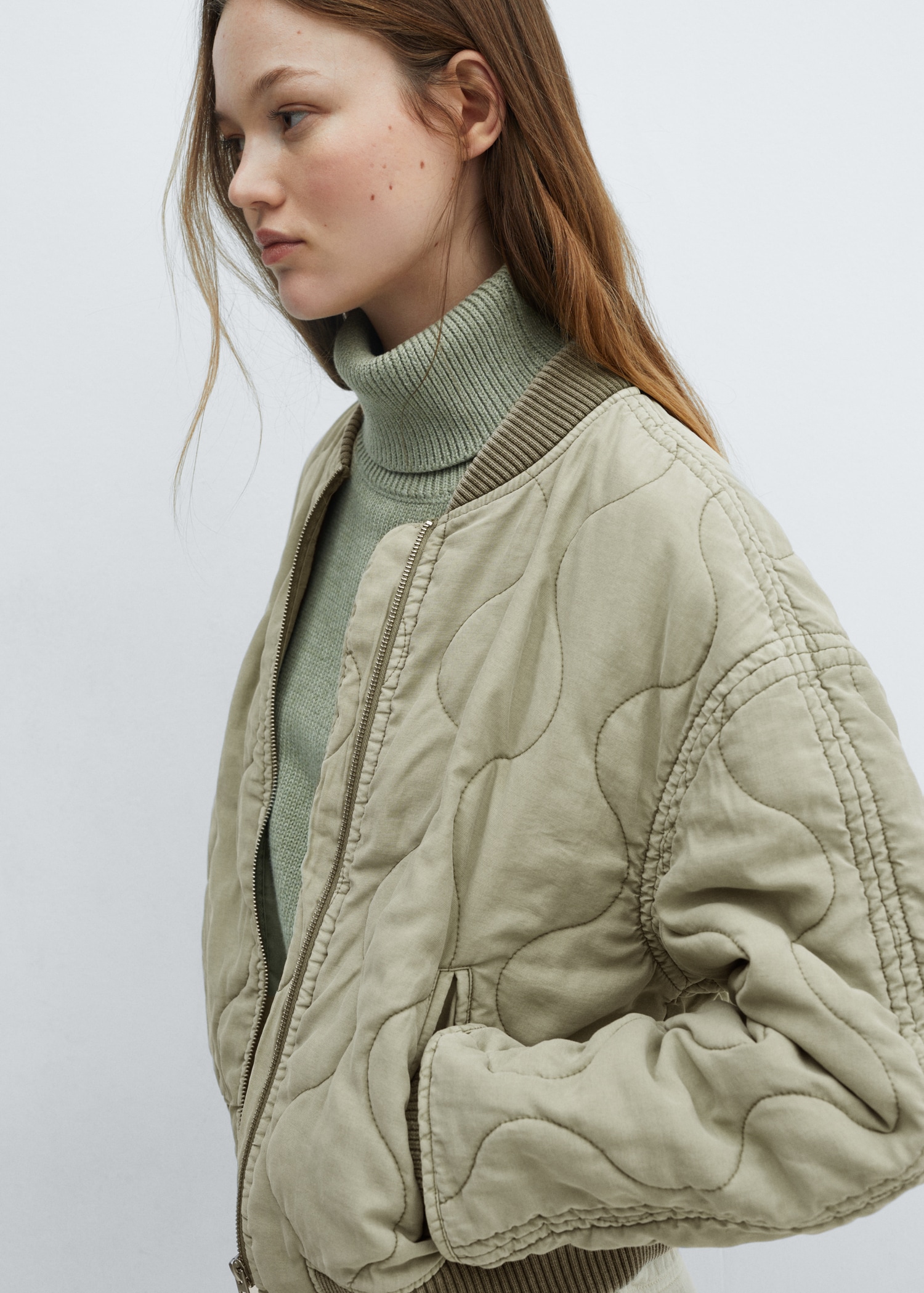 Veste bomber matelassée Femme MANGO OUTLET Belgique