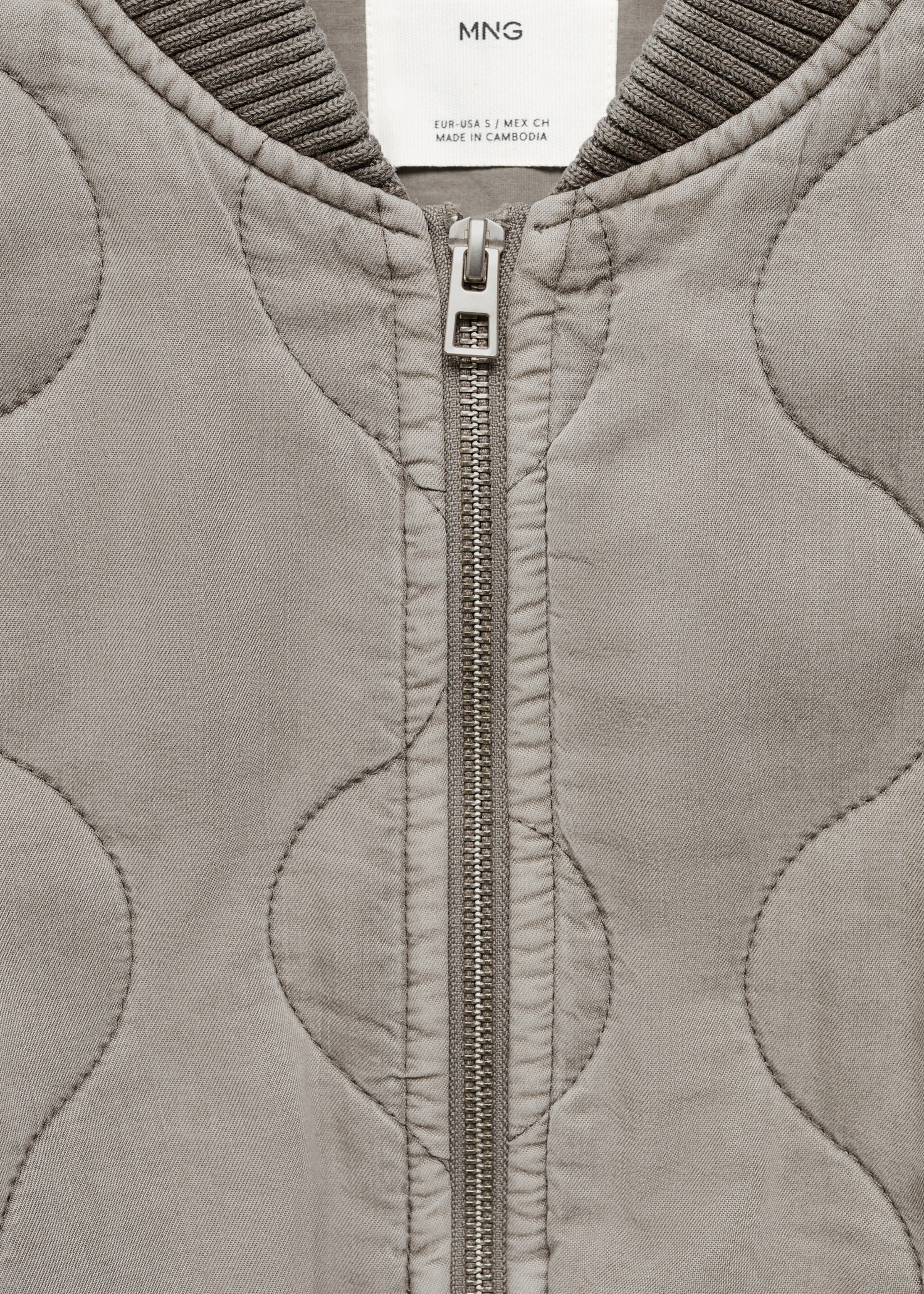 Quilted bomber jacket - Details of the article 8, Light Heather Grey. Ref: 67054785-00.