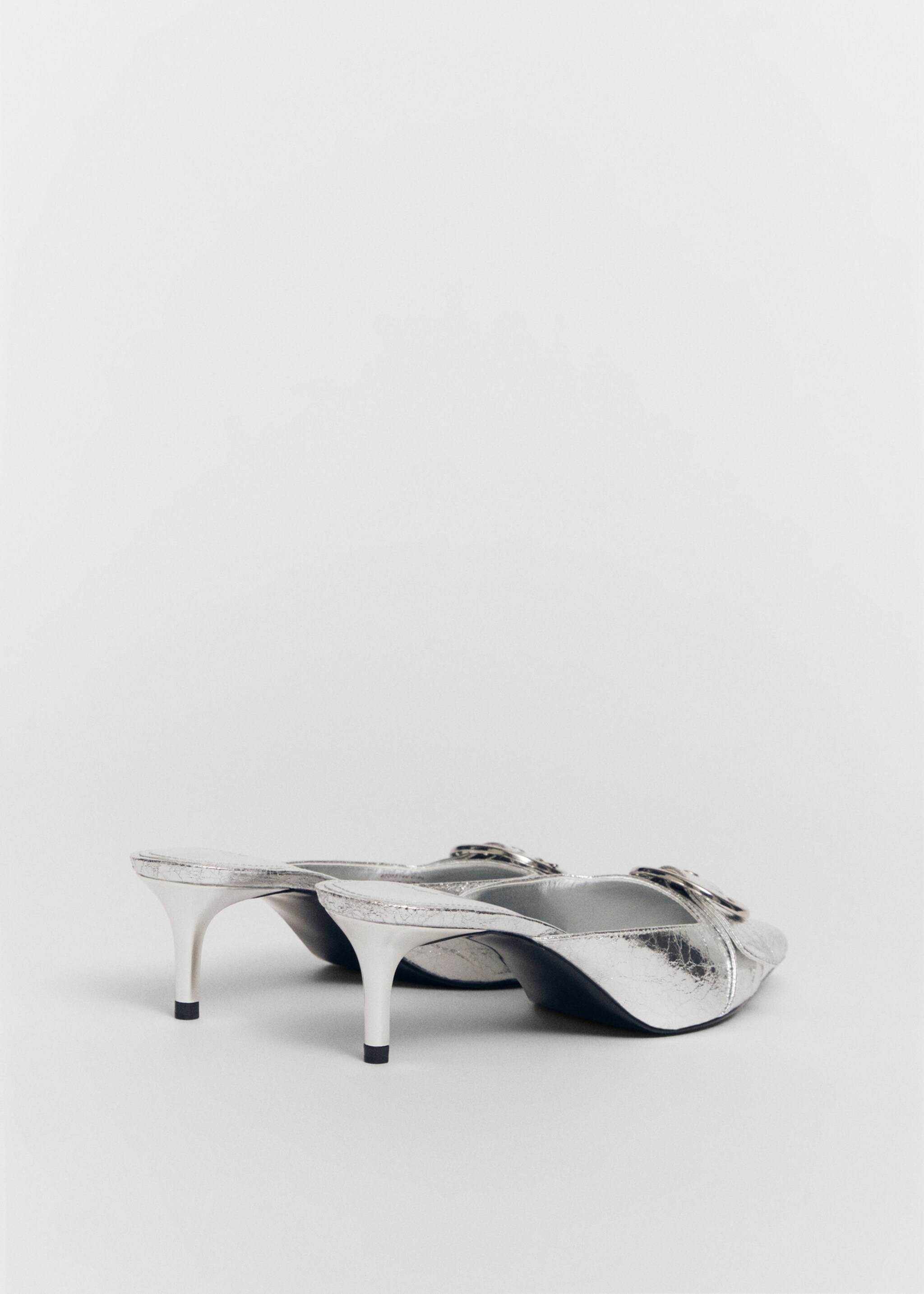 Metallic heeled shoe with buckle - Details of the article 1