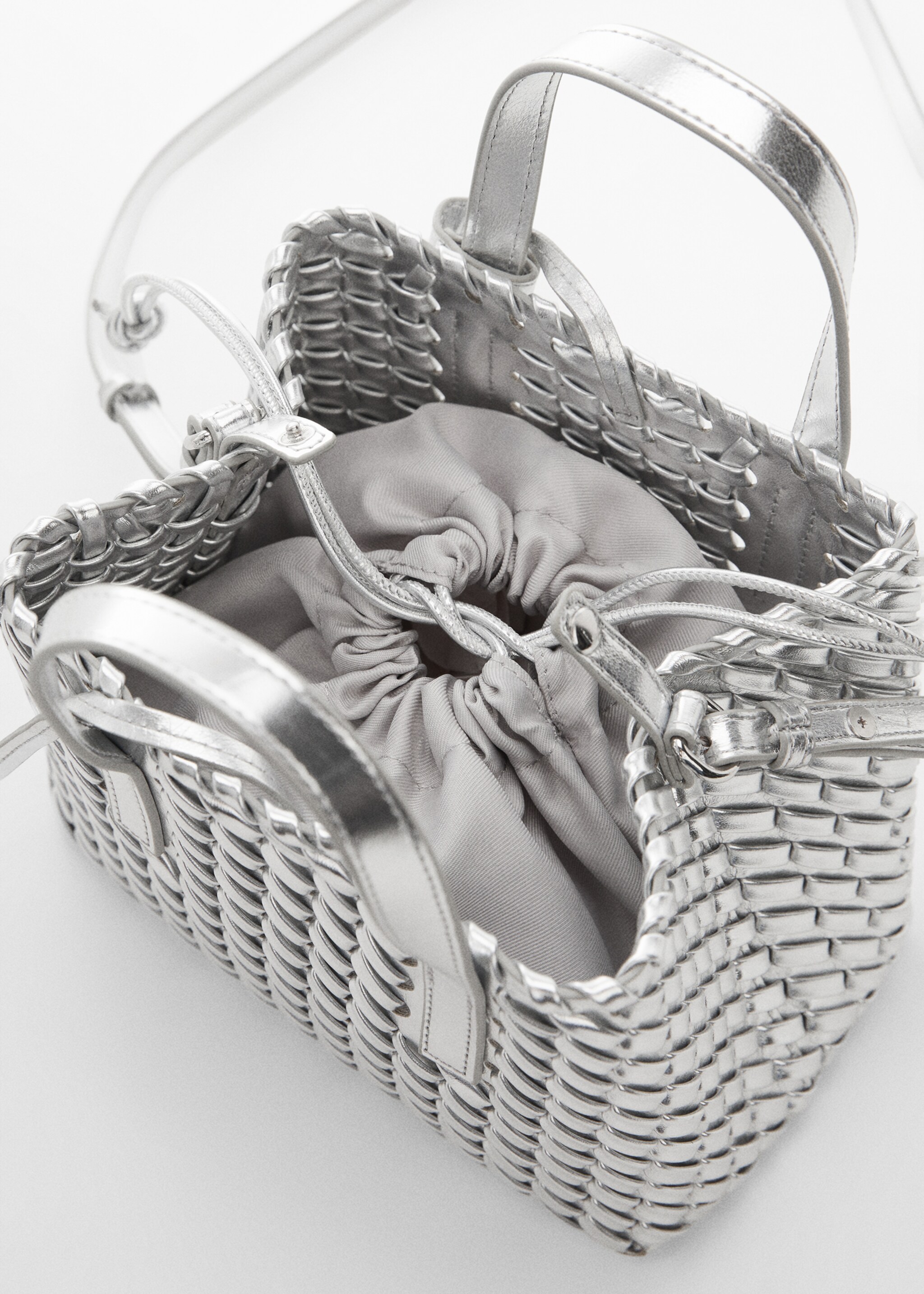 Double-handle braided bag - Details of the article 1, Silver. Ref: 67055149-00.