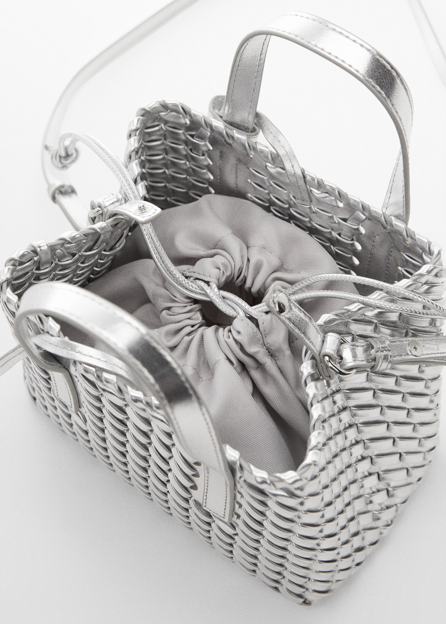 Geflochtene Tasche mit doppeltem Henkel - Detail des Artikels 1
